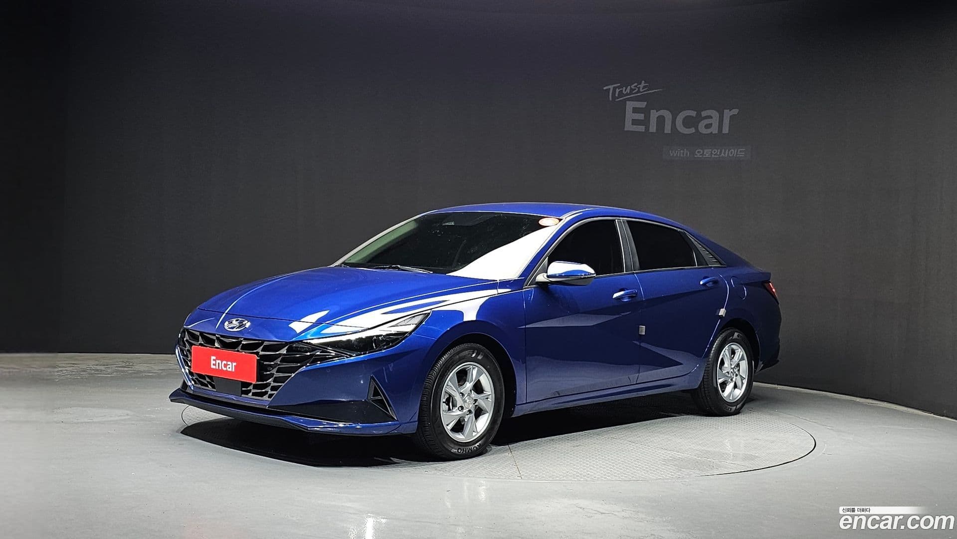 Main__Slider__Photo:AVANTE Hyundai 2021.3-0