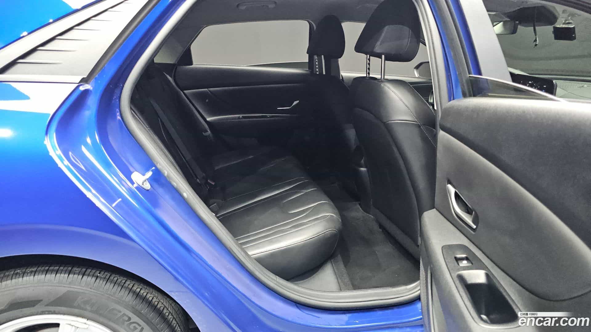 AVANTE Hyundai 2021.3-OPTION-015