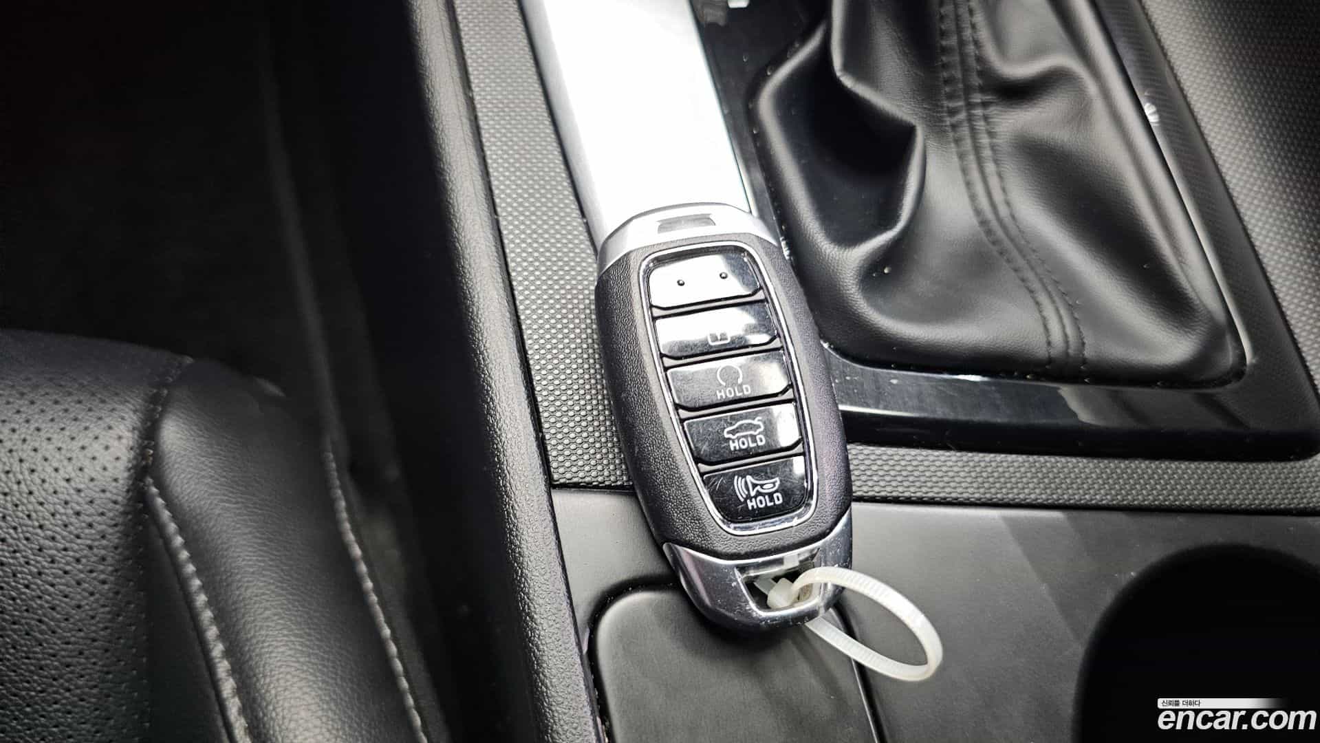 AVANTE Hyundai 2021.3-OPTION-019