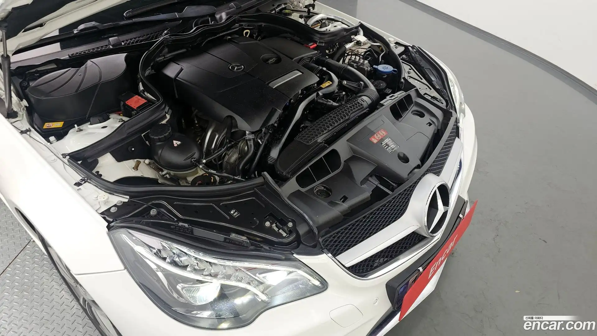 E-Class Mercedes-Benz 2014.3-OUTER-006