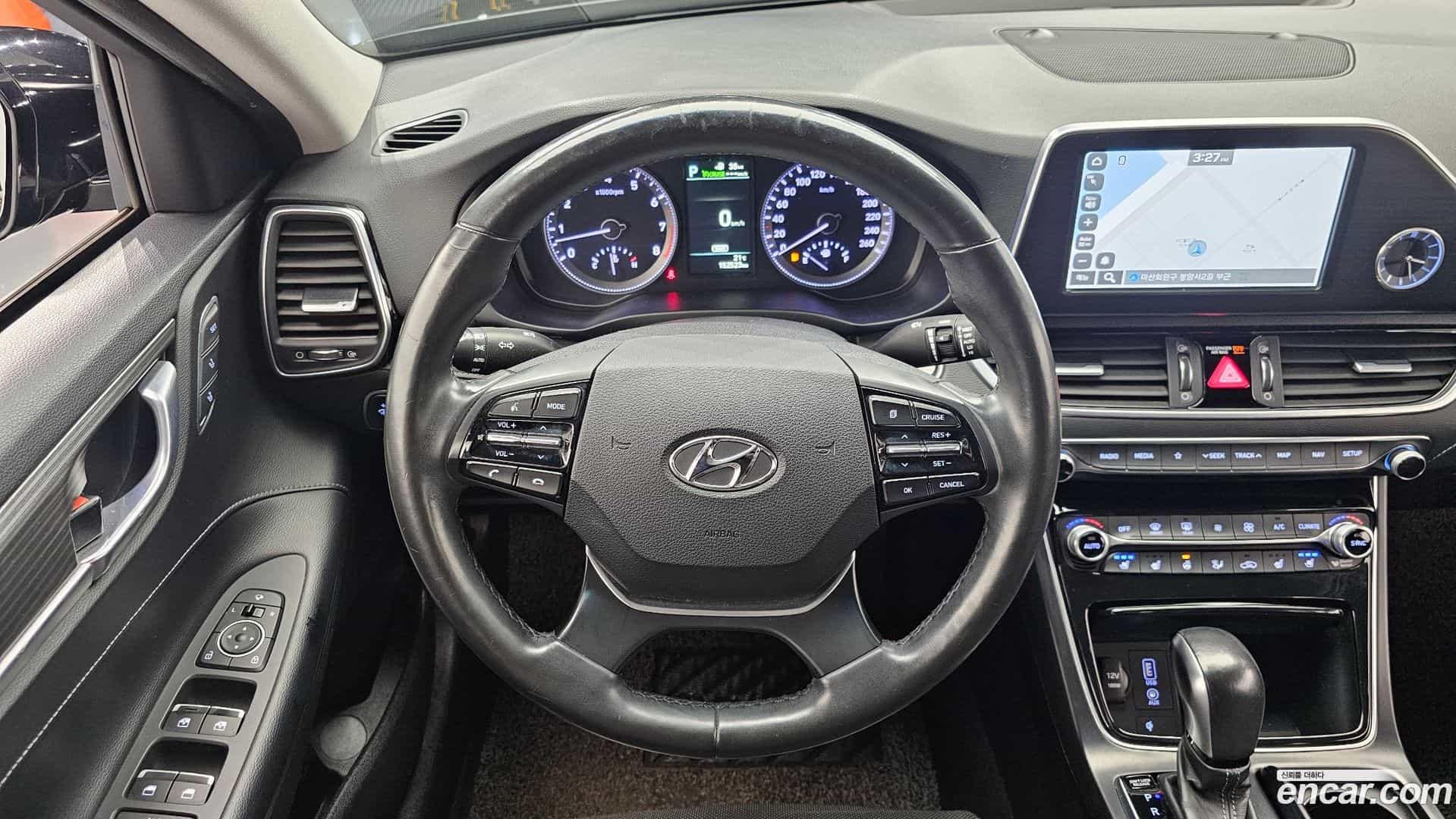 Grandeur Hyundai 2017.1-OPTION-017
