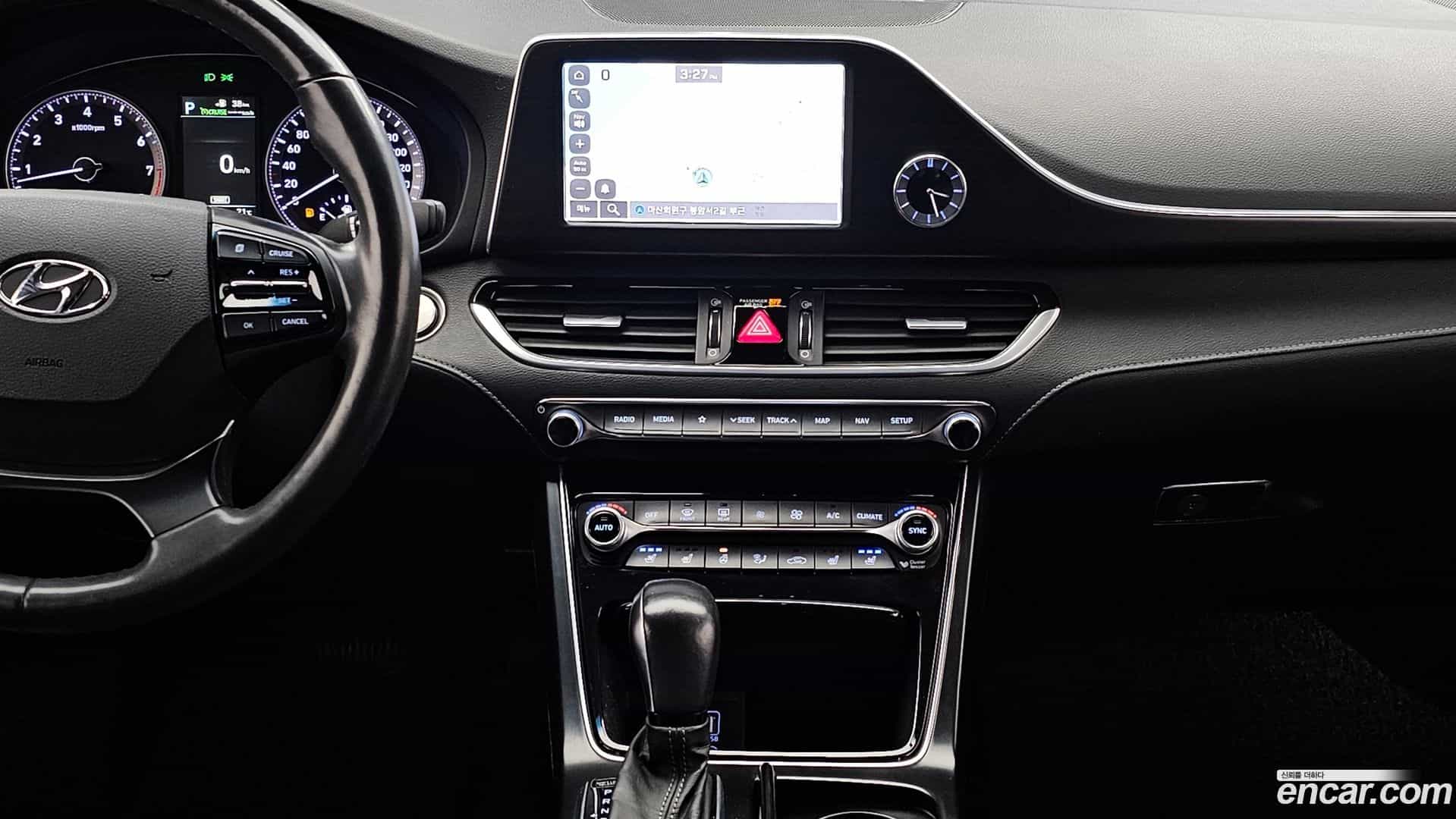 Grandeur Hyundai 2017.1-OPTION-018