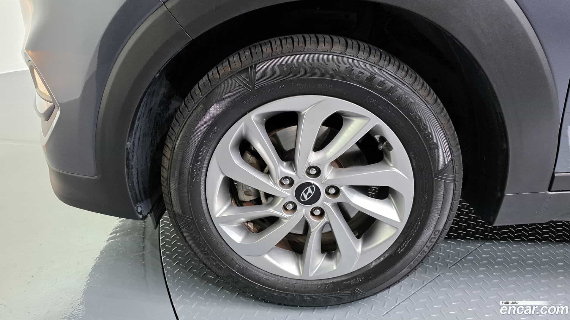 Tucson Hyundai 2015.6-OUTER-005
