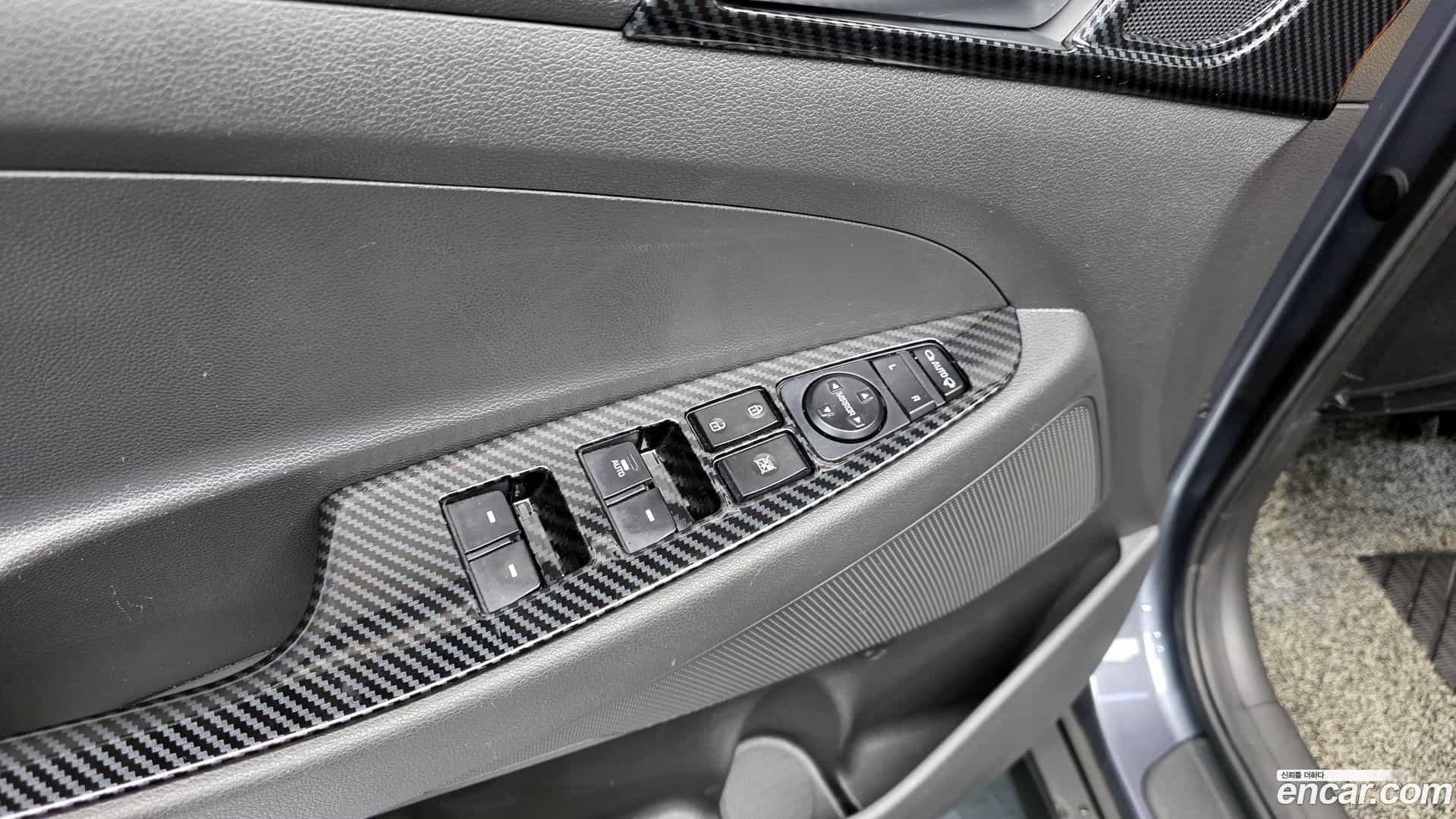 Tucson Hyundai 2015.6-OPTION-022