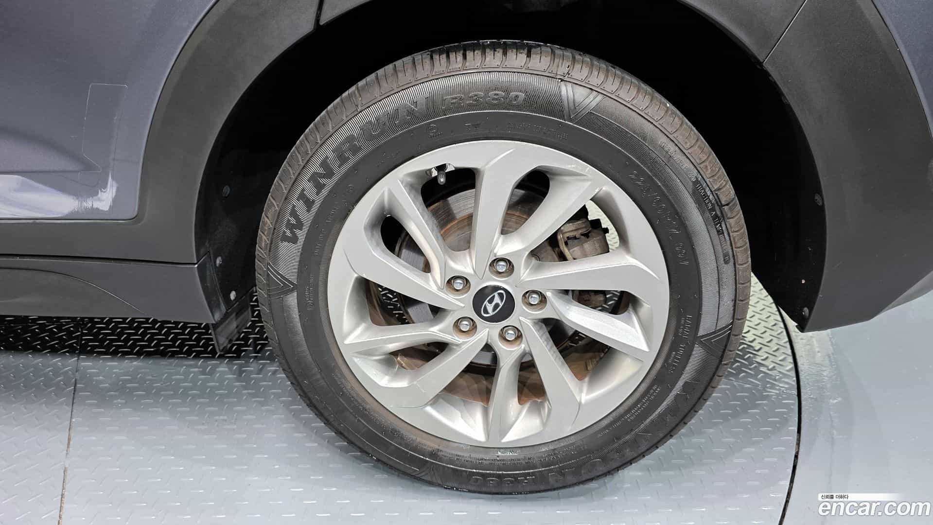 Tucson Hyundai 2015.6-OUTER-031