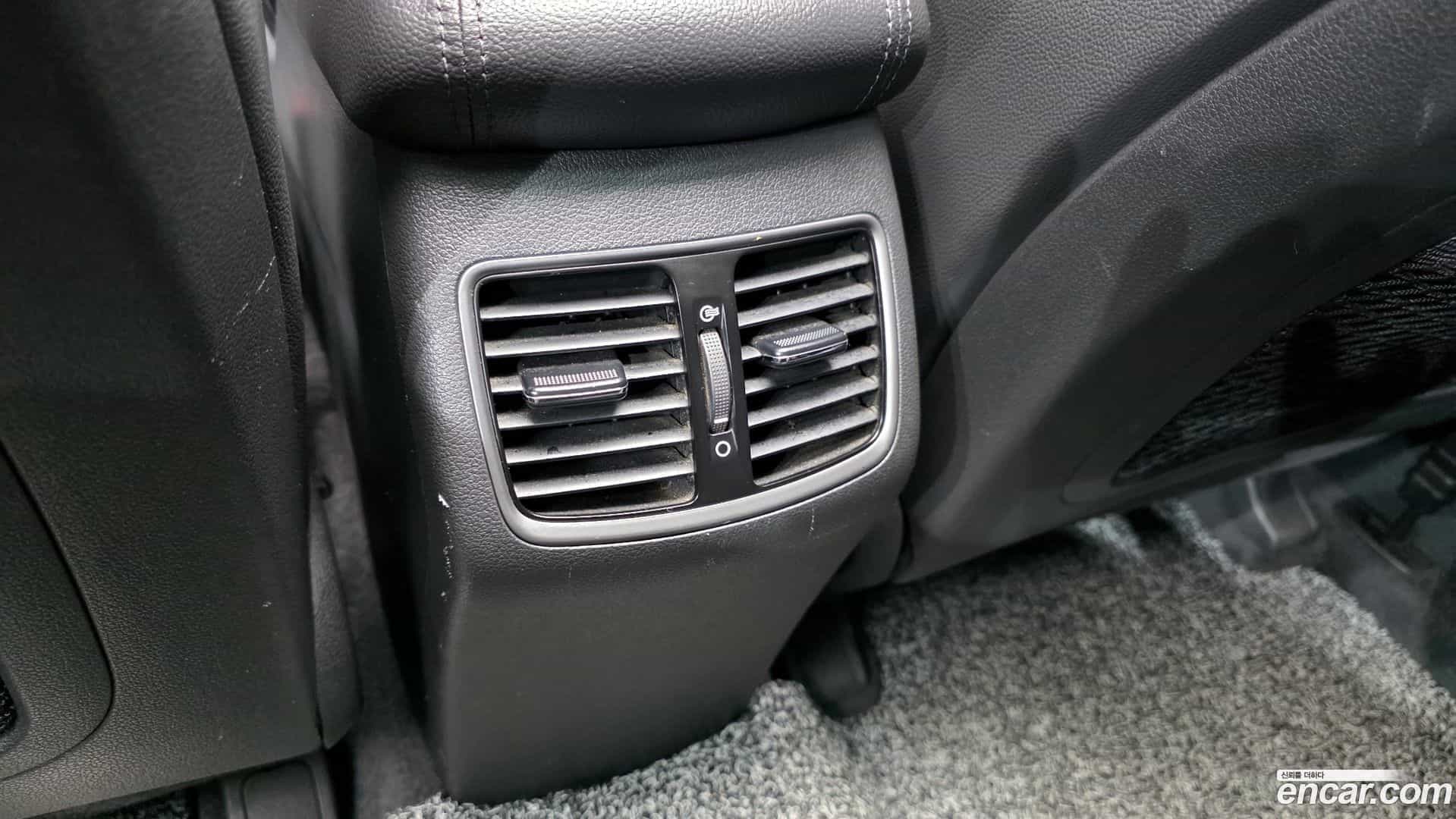 Tucson Hyundai 2015.6-OPTION-040