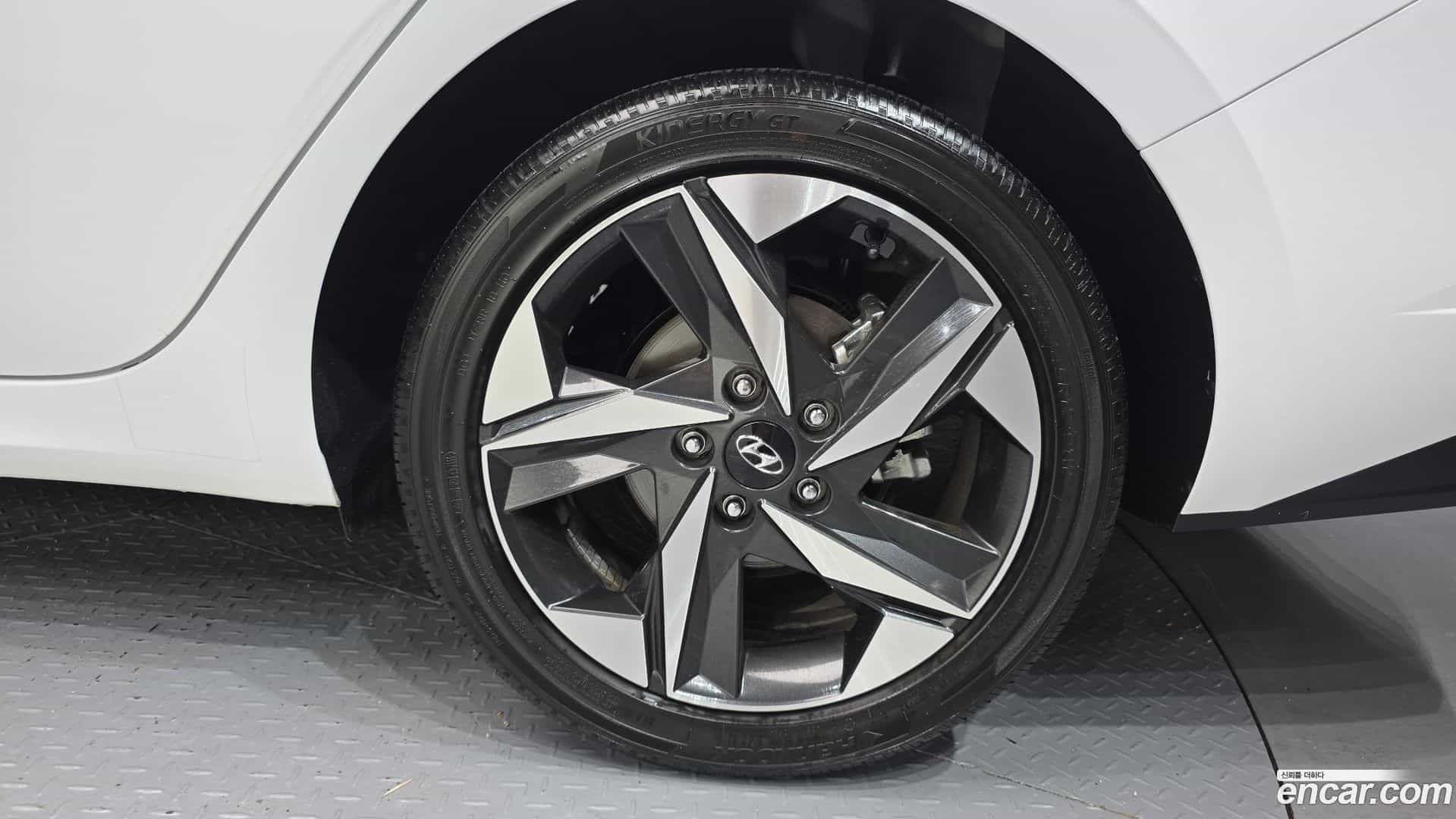 AVANTE Hyundai 2020.11-OUTER-031