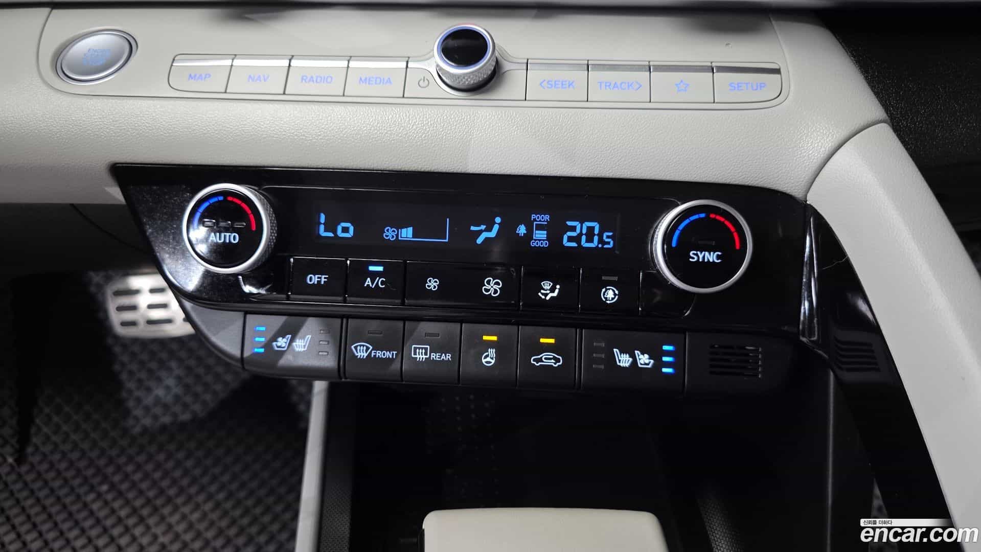 AVANTE Hyundai 2020.11-OPTION-042
