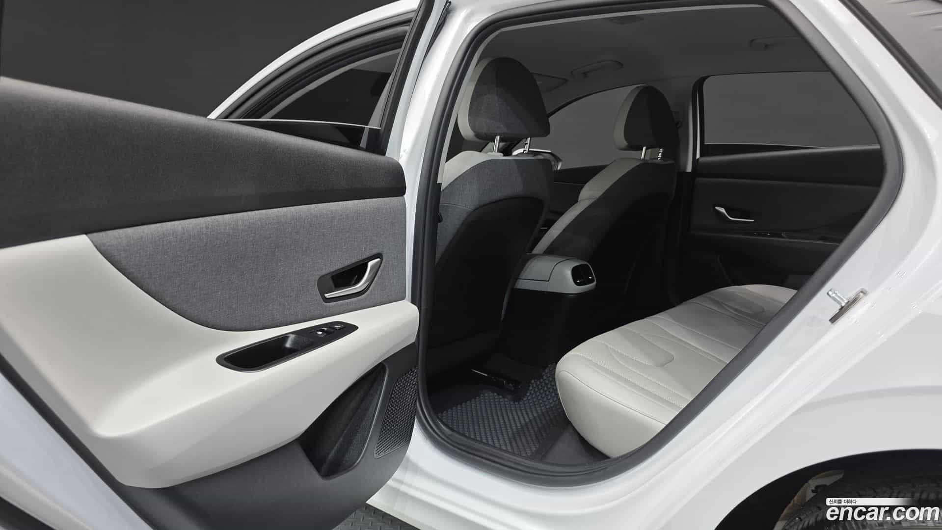 AVANTE Hyundai 2020.11-OPTION-046