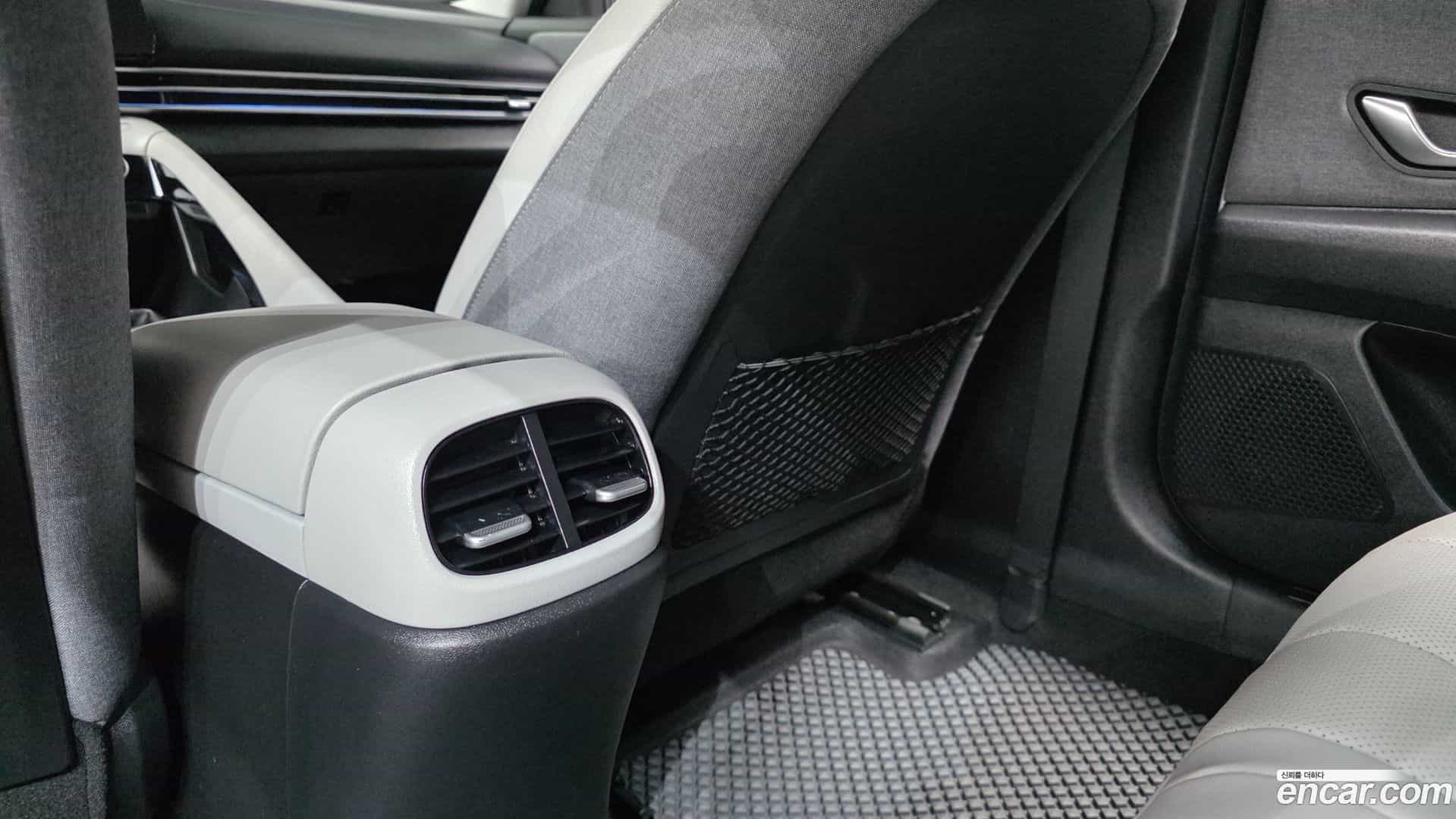 AVANTE Hyundai 2020.11-OPTION-048