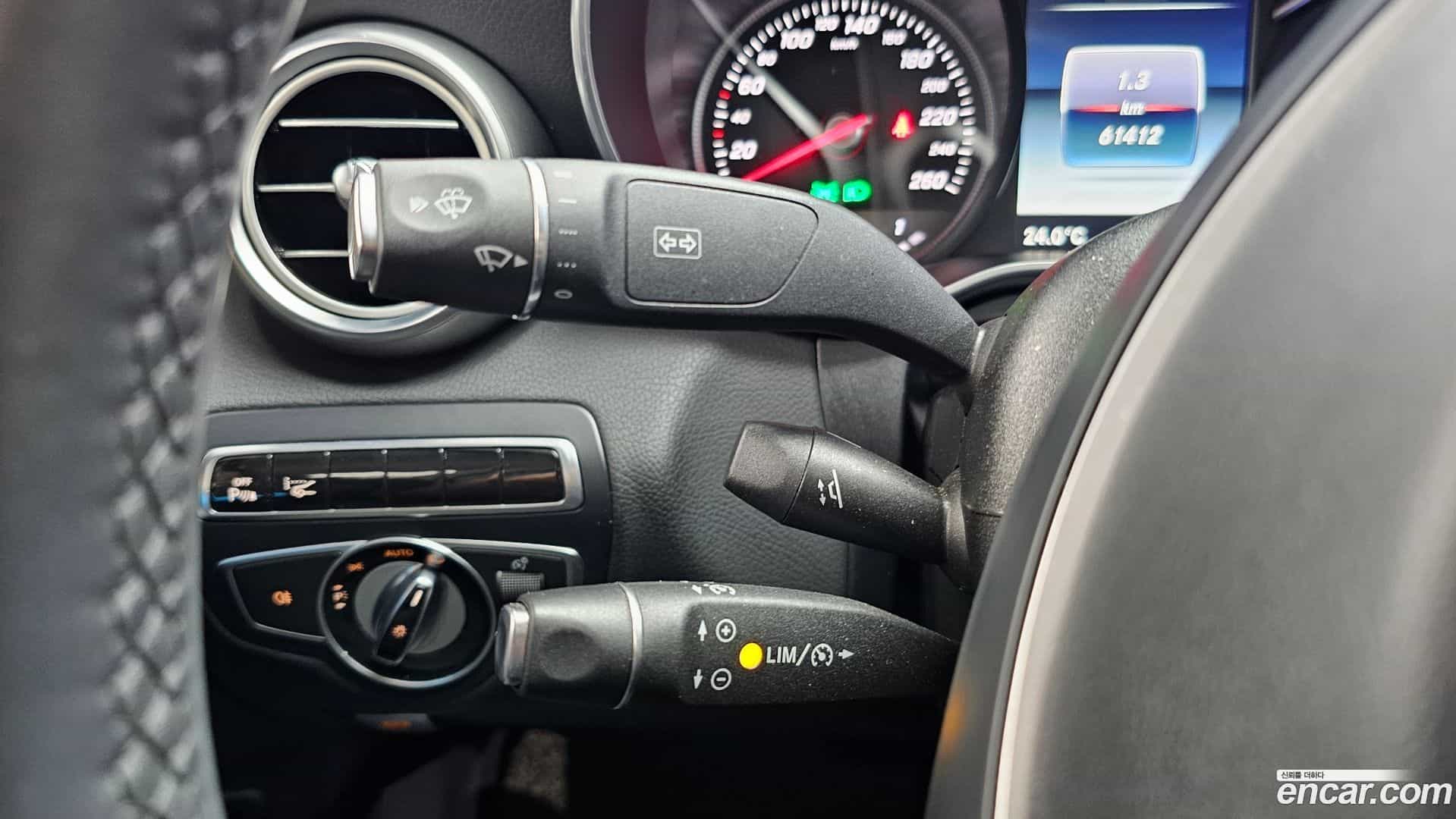 C-Class Mercedes-Benz 2016.4-OPTION-023