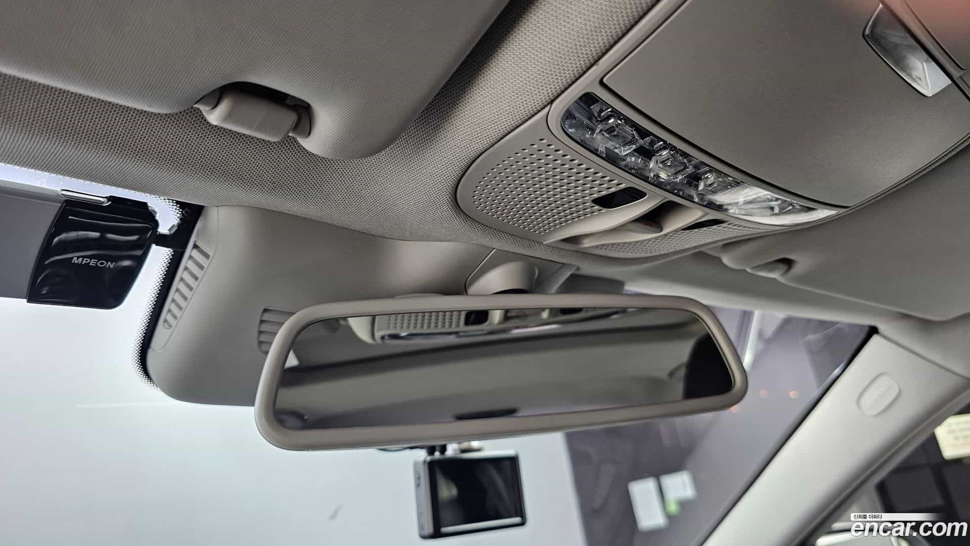 C-Class Mercedes-Benz 2016.4-OPTION-024