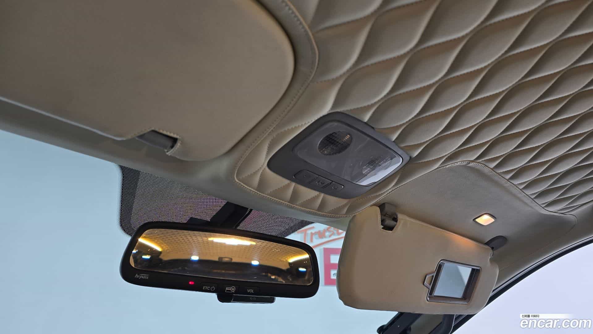 Starex Hyundai 2020.8-OPTION-023