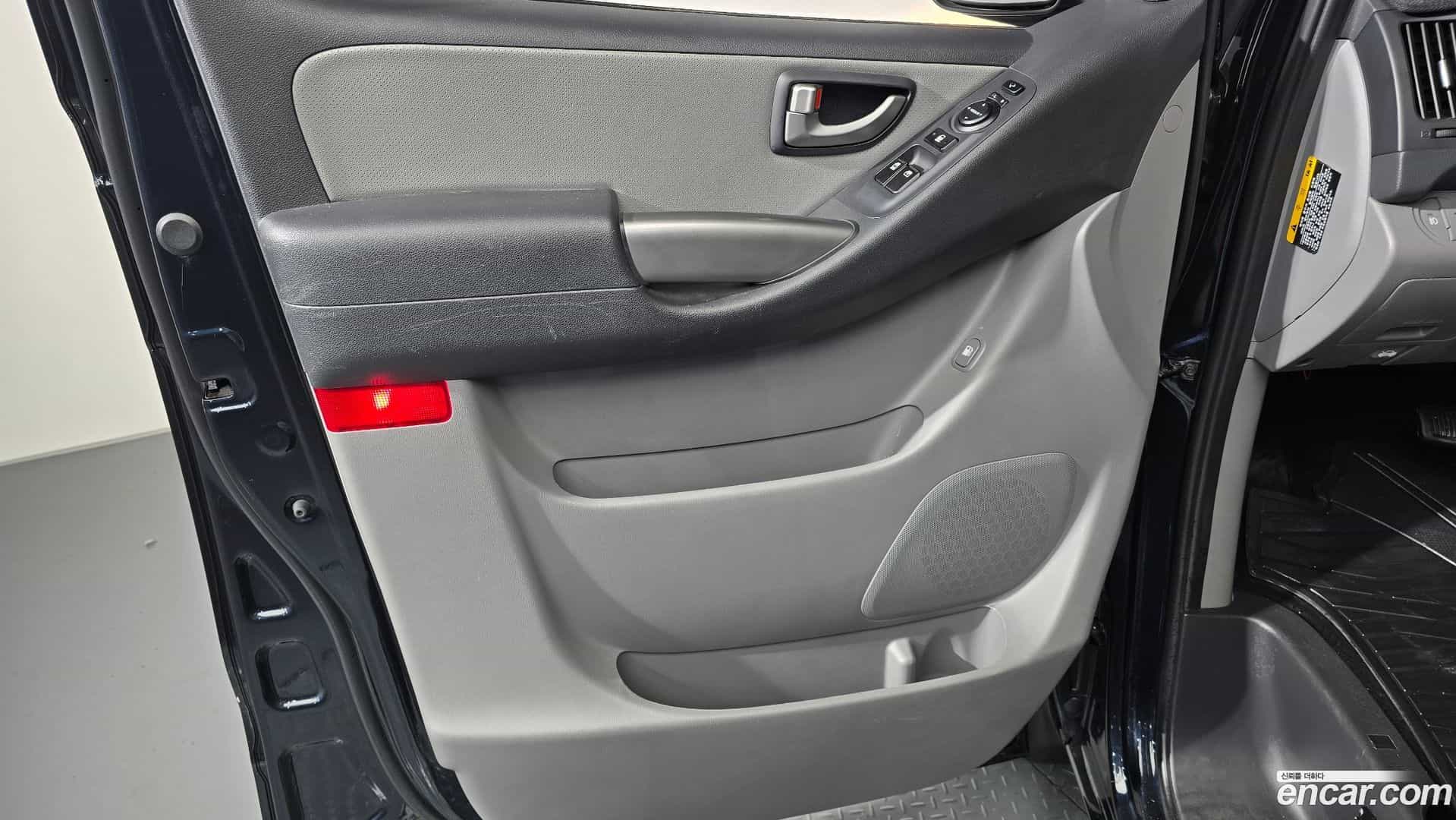 Starex Hyundai 2020.8-INNER-034