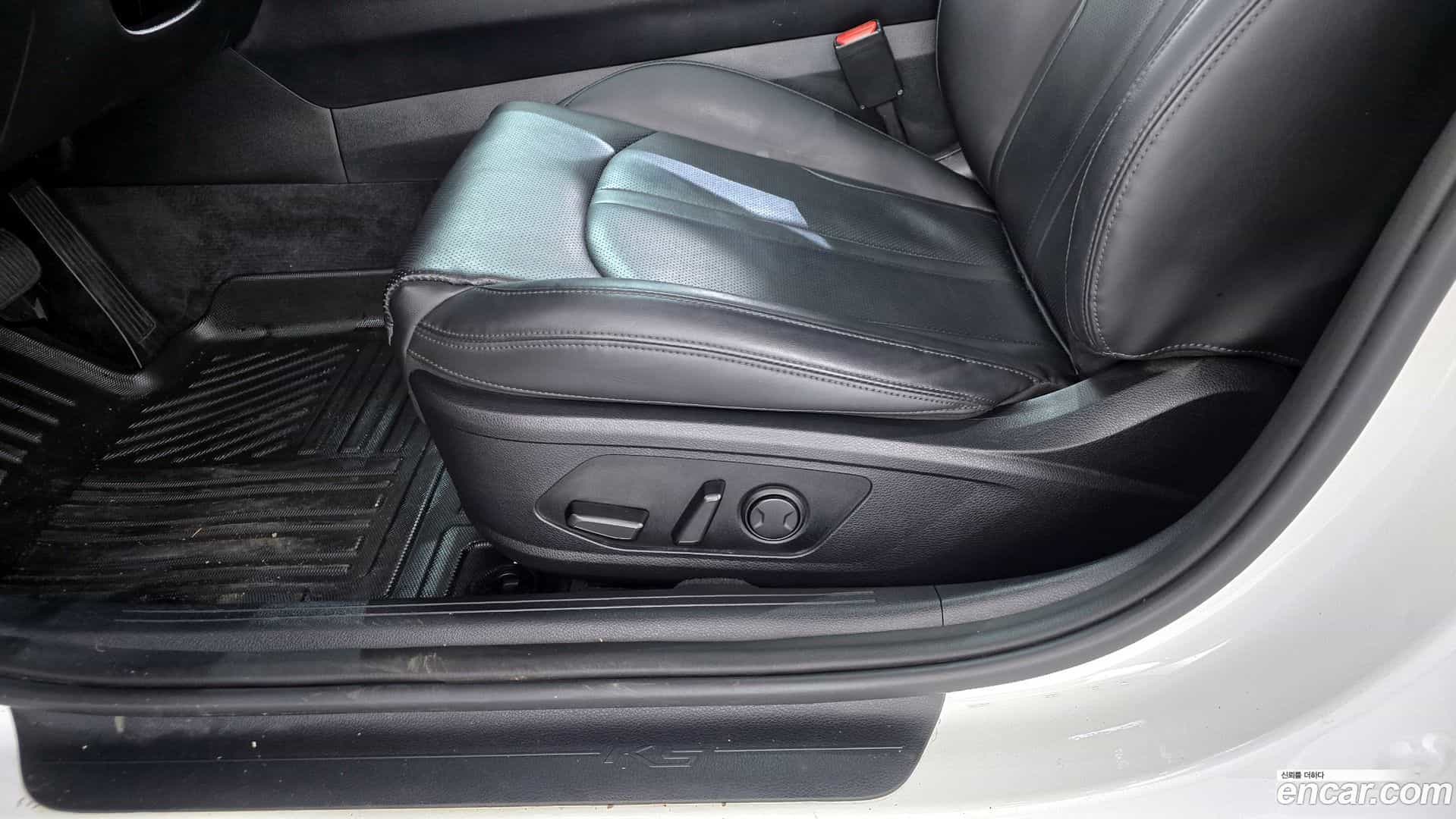 K5 Kia 2022.0-OPTION-041