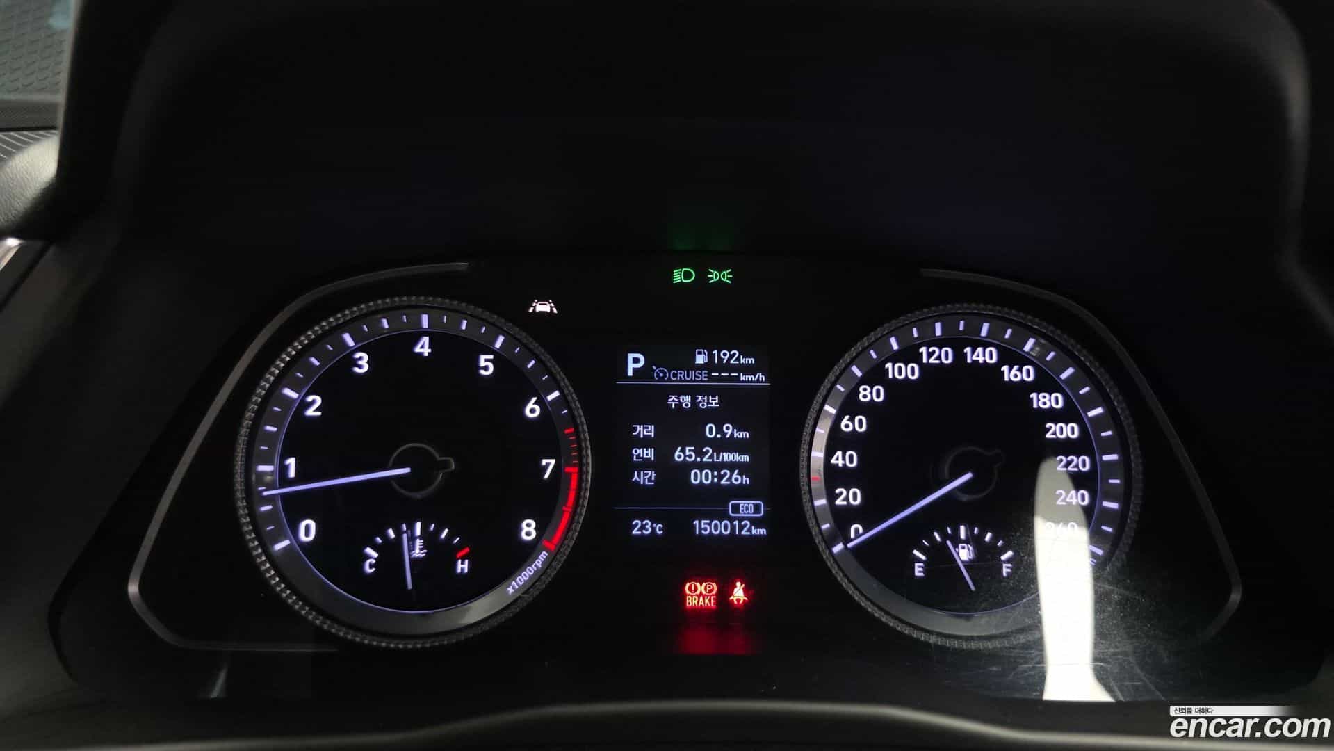 Sonata Hyundai 2019.4-INNER-008