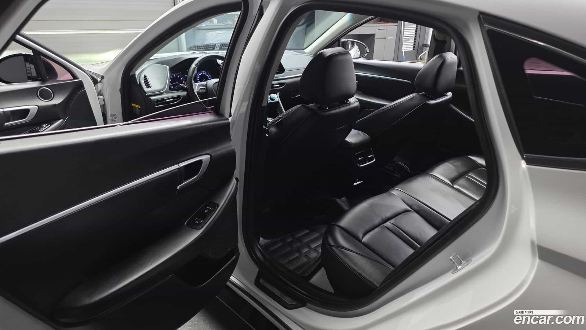 Sonata Hyundai 2019.4-OPTION-015
