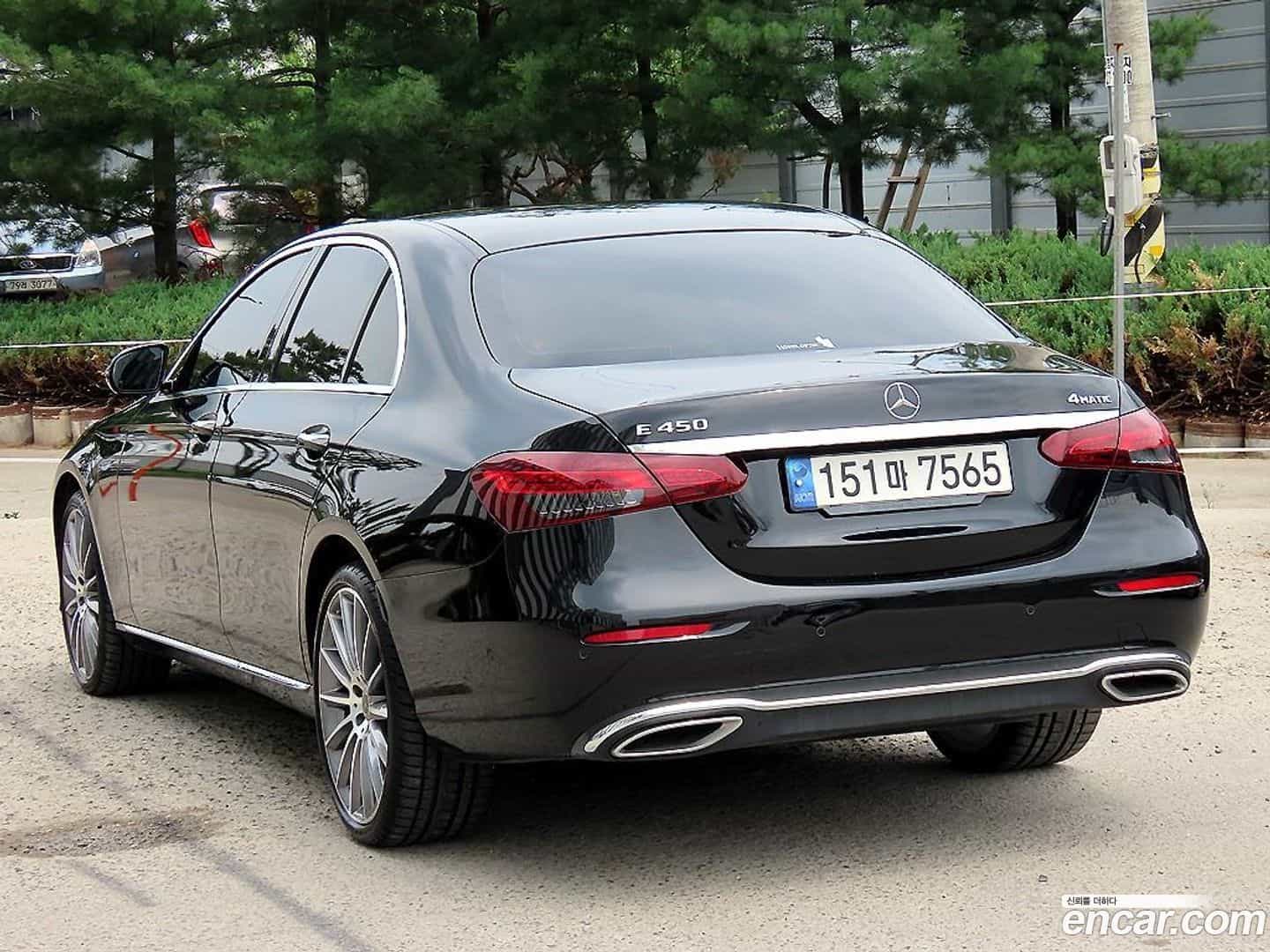 E-Class Mercedes-Benz 2022.11-OUTER-003