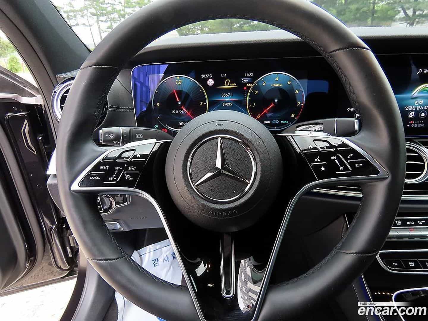E-Class Mercedes-Benz 2022.11-INNER-008