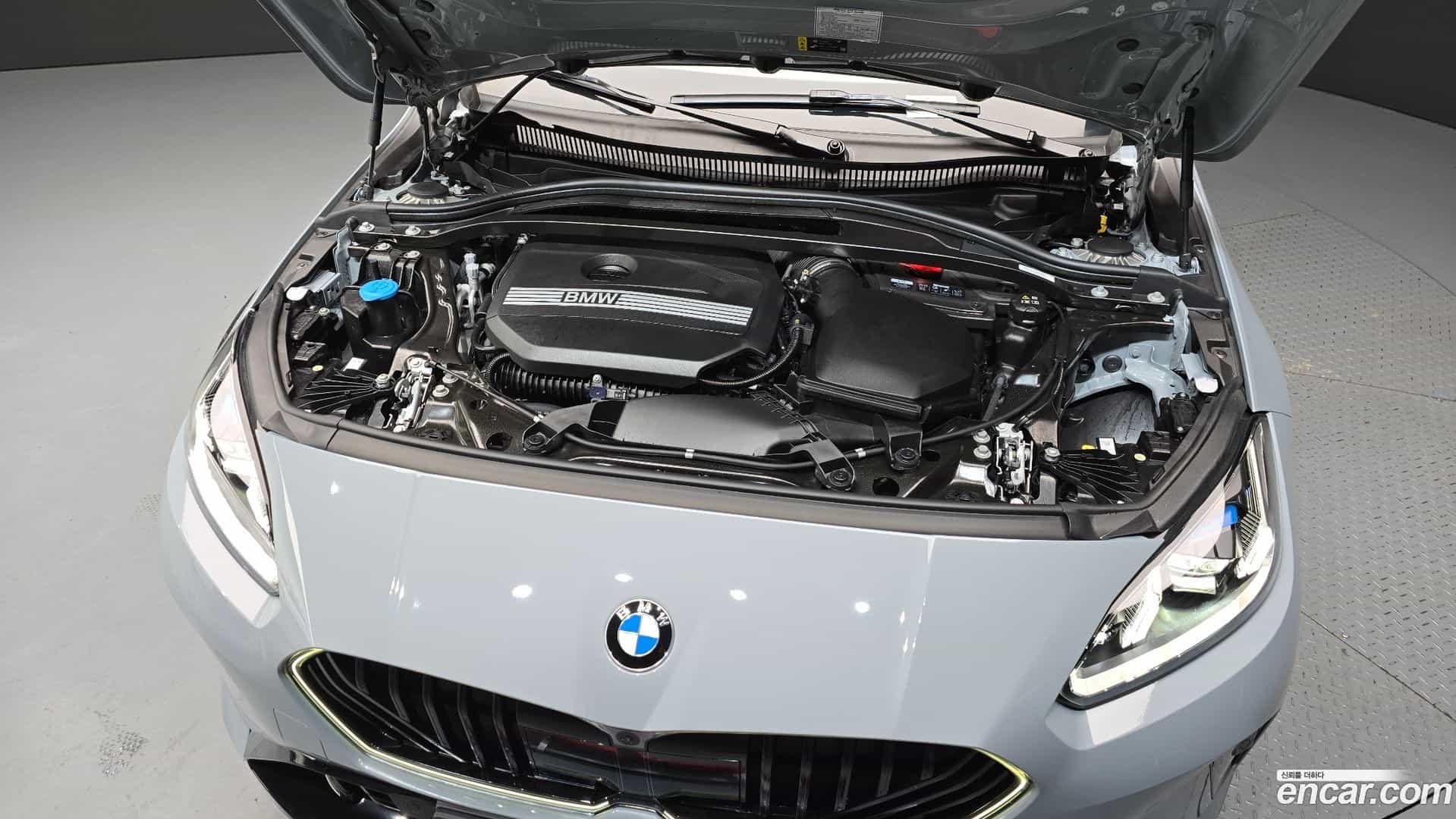 1-Series BMW 2025.6-OUTER-006