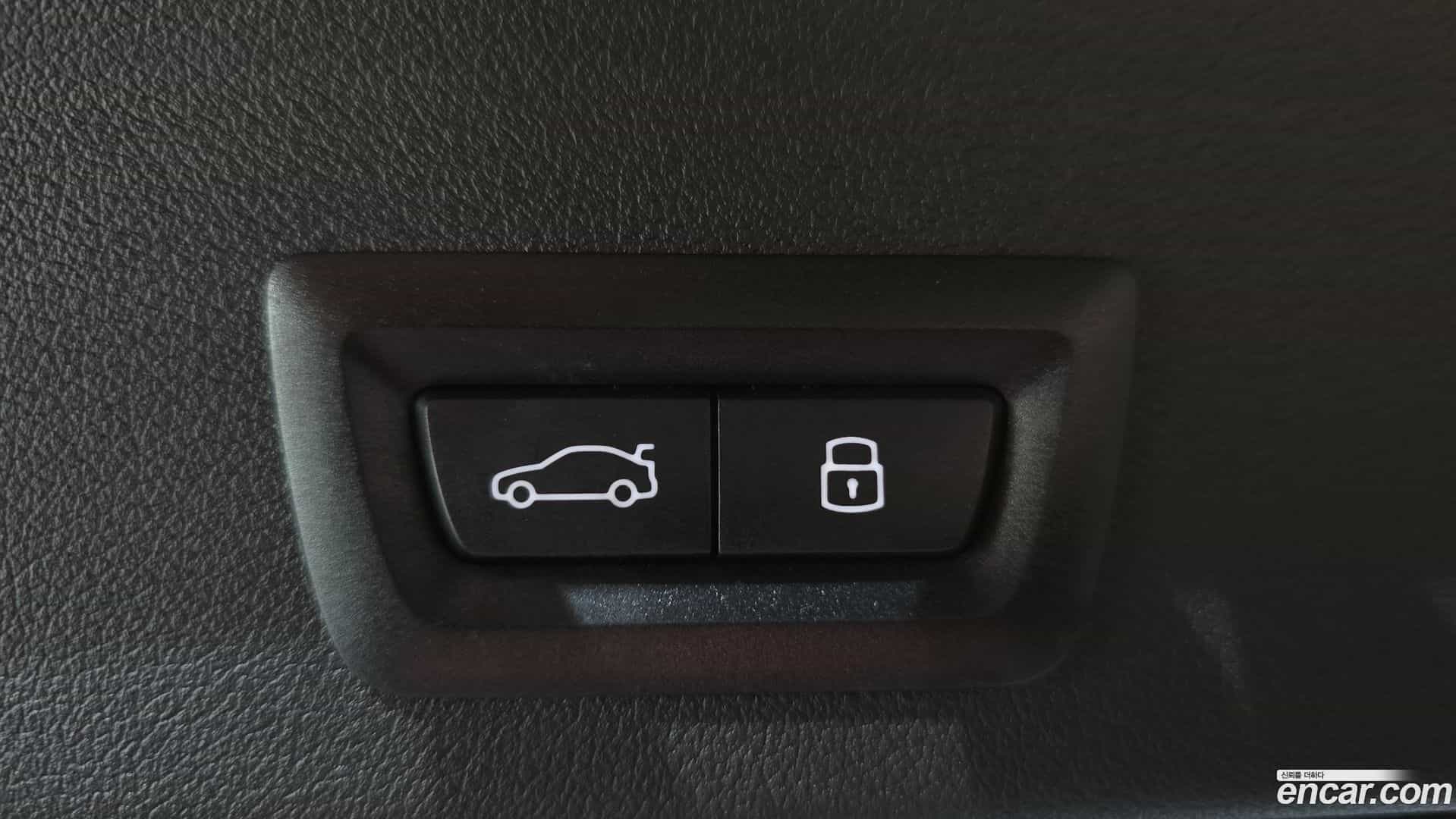 1-Series BMW 2025.6-OPTION-040