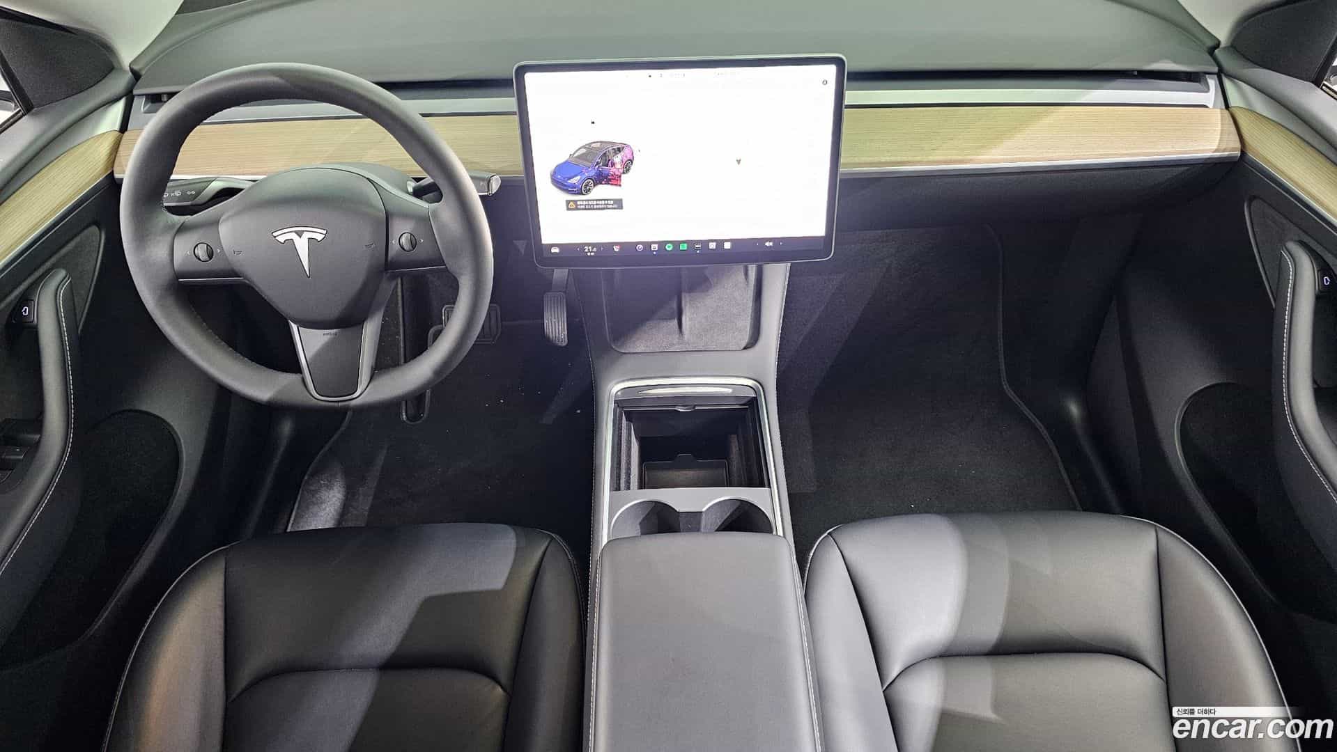 Model Y Tesla 2023.9-INNER-007