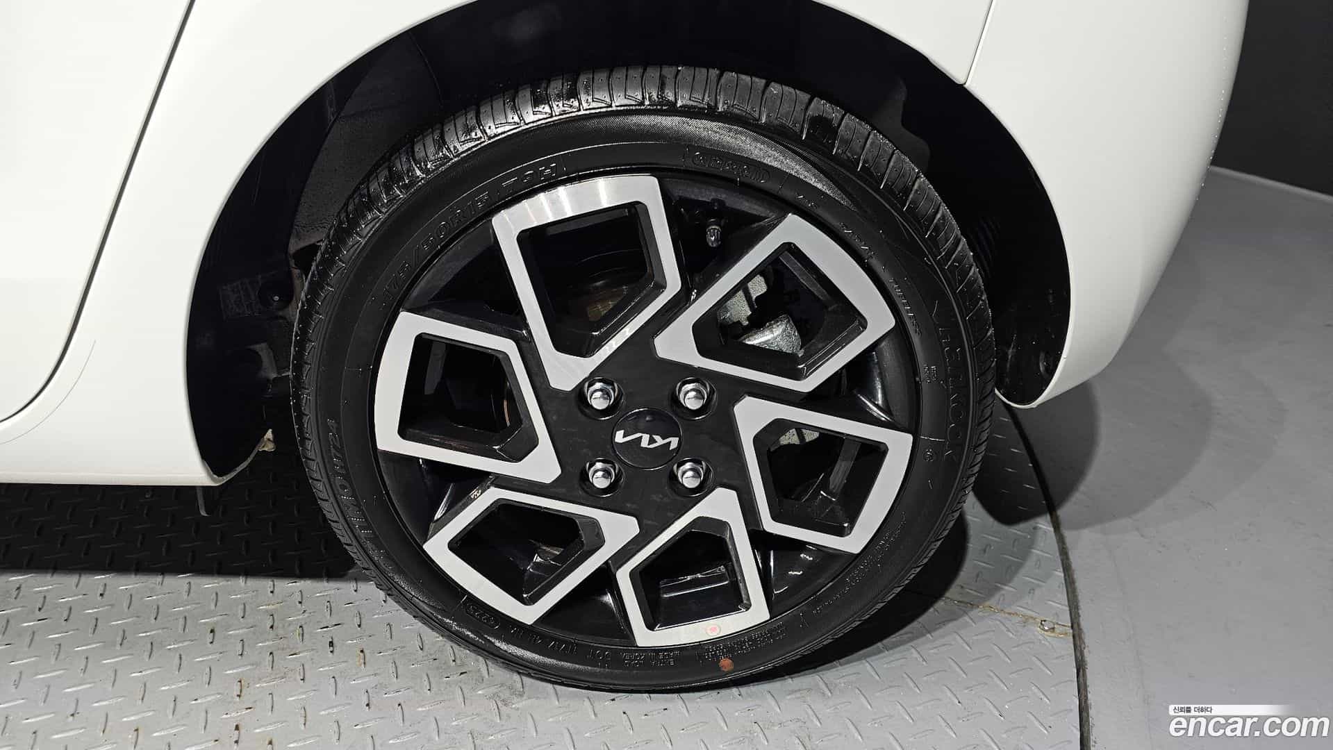 RAY Kia 2025.10-OUTER-031