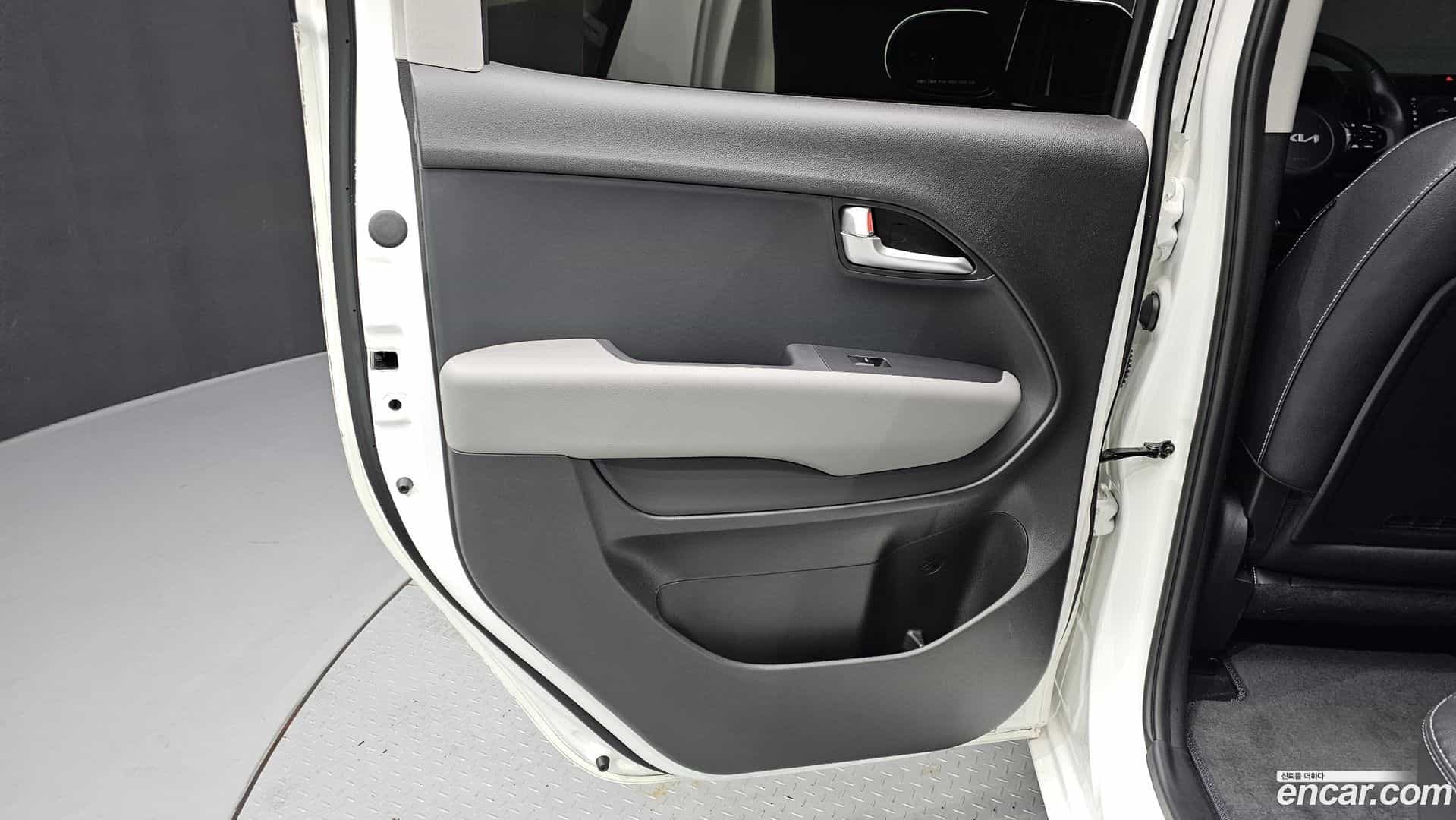 RAY Kia 2025.10-INNER-035