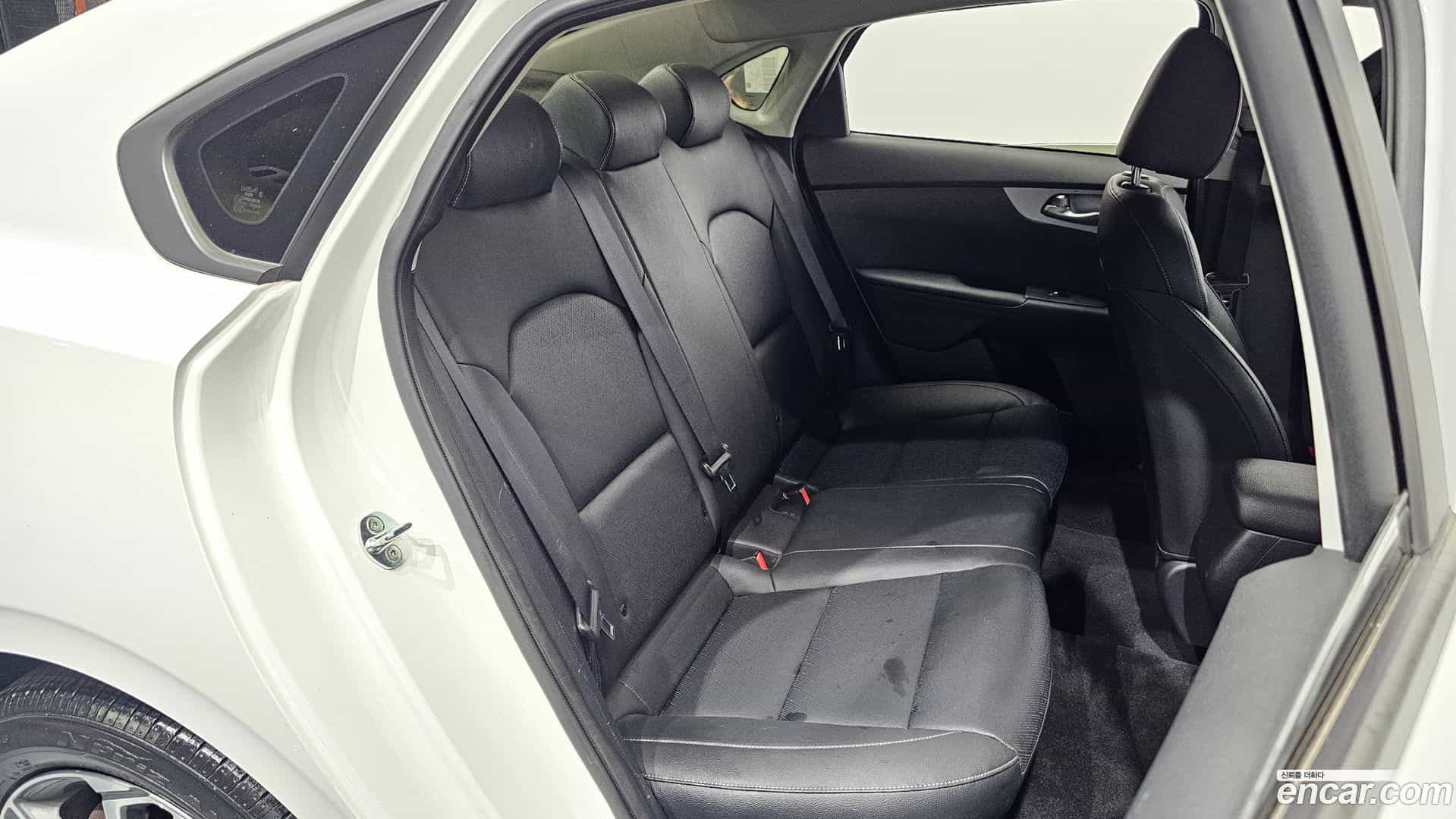 K3 Kia 2021.8-OPTION-016