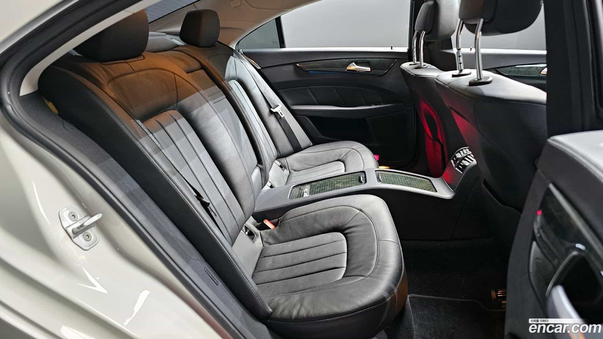 CLS-Class Mercedes-Benz 2016.5-OPTION-016