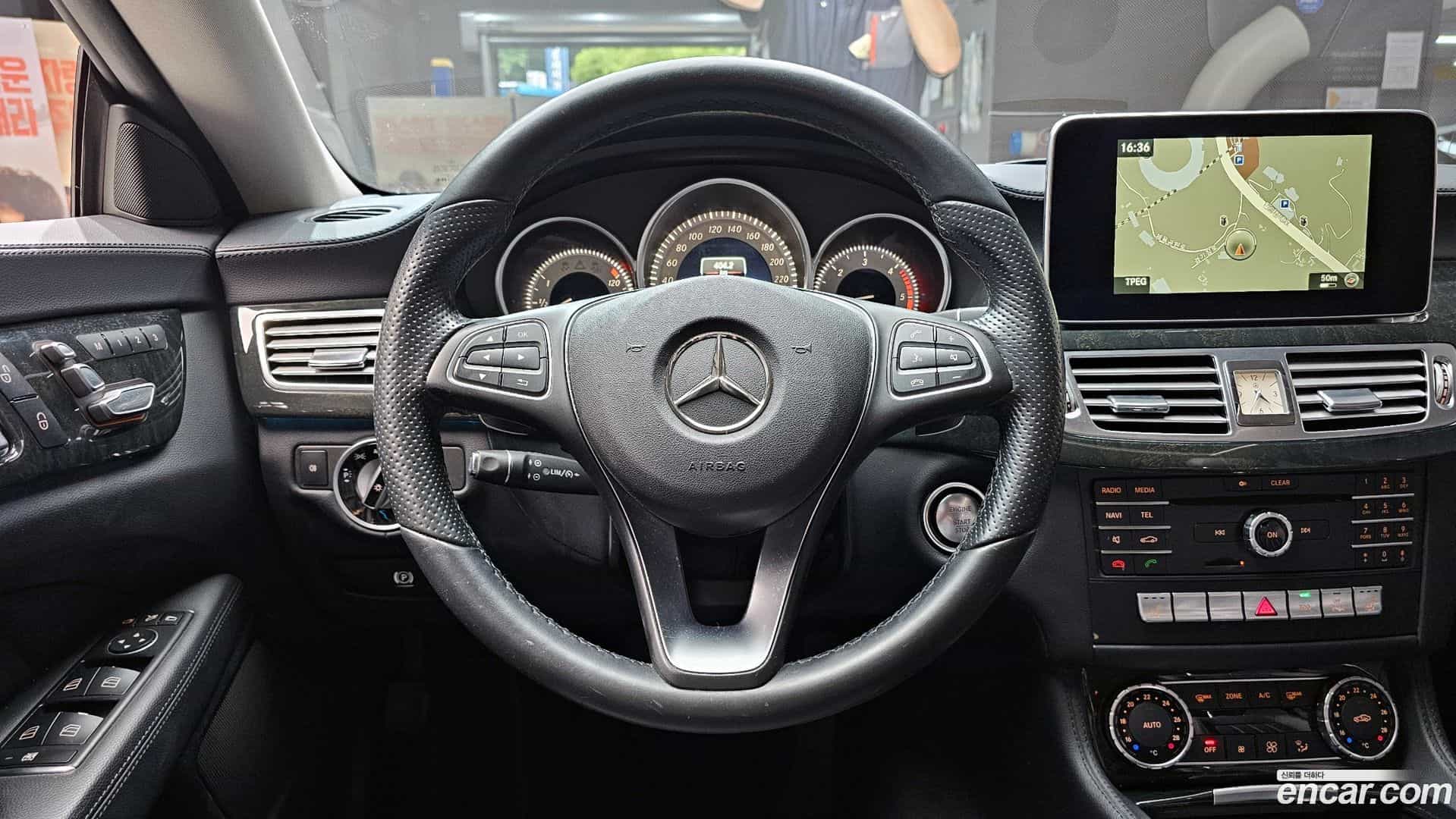 CLS-Class Mercedes-Benz 2016.5-OPTION-017