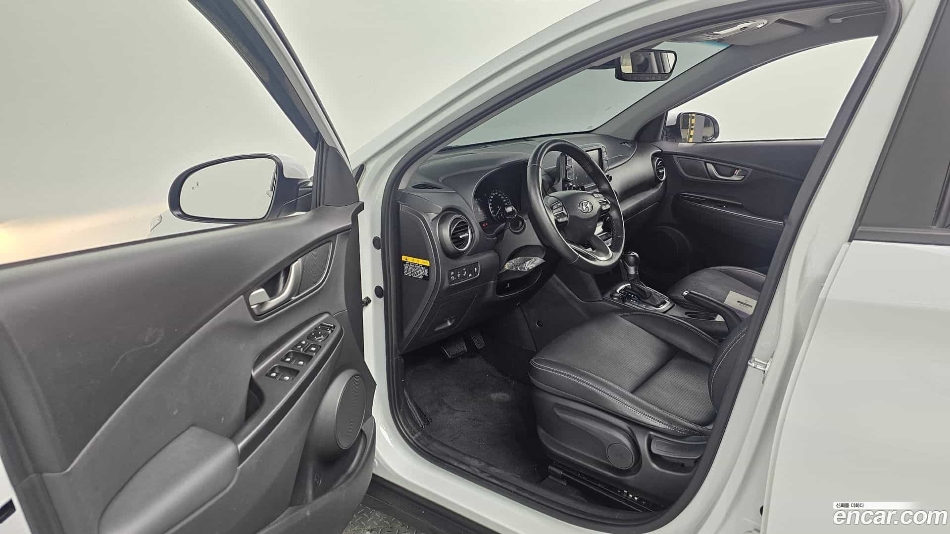 Kona Hyundai 2020.0-INNER-010