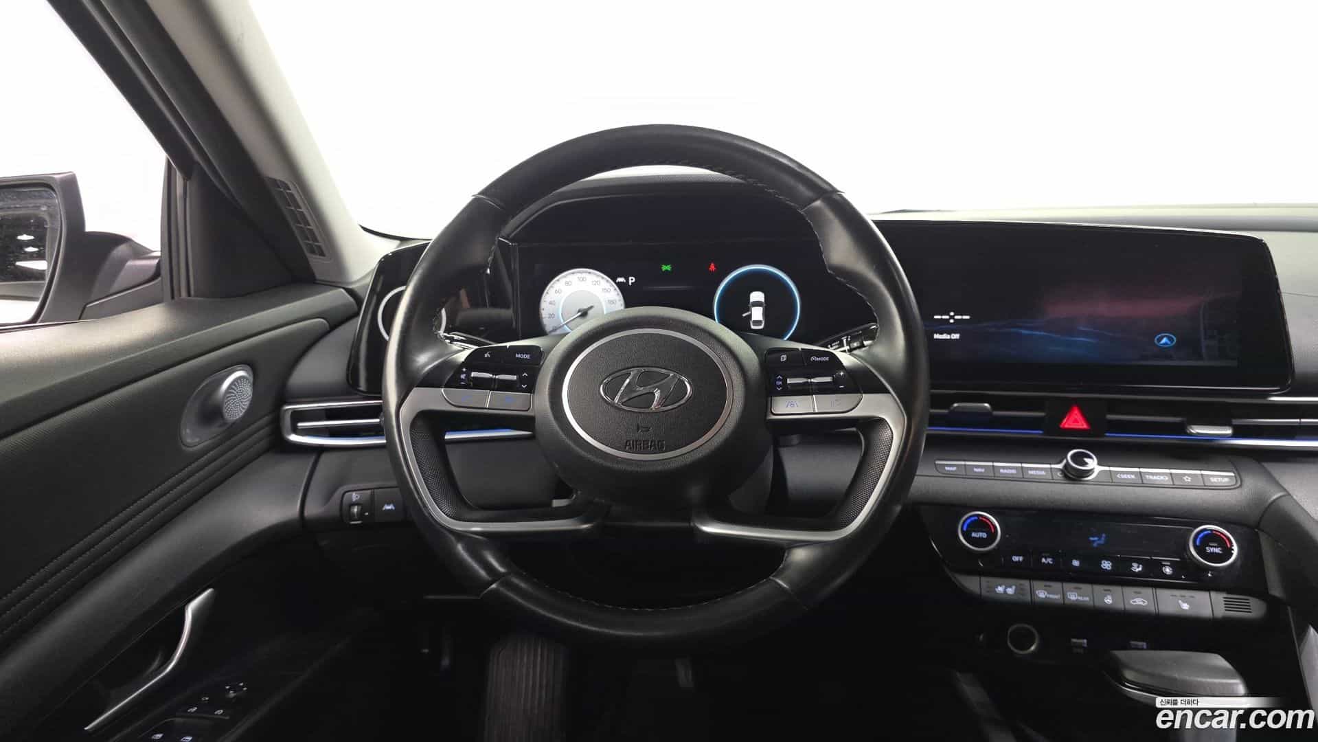 AVANTE Hyundai 2020.7-OPTION-017