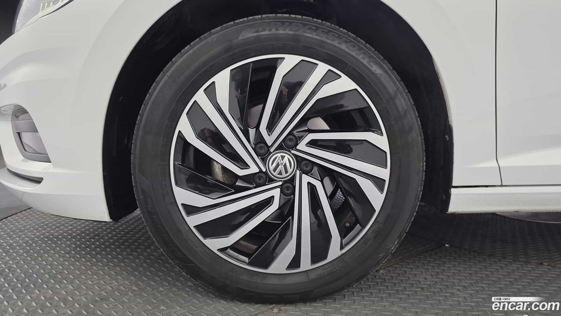 Jetta Volkswagen 2021.11-OUTER-005