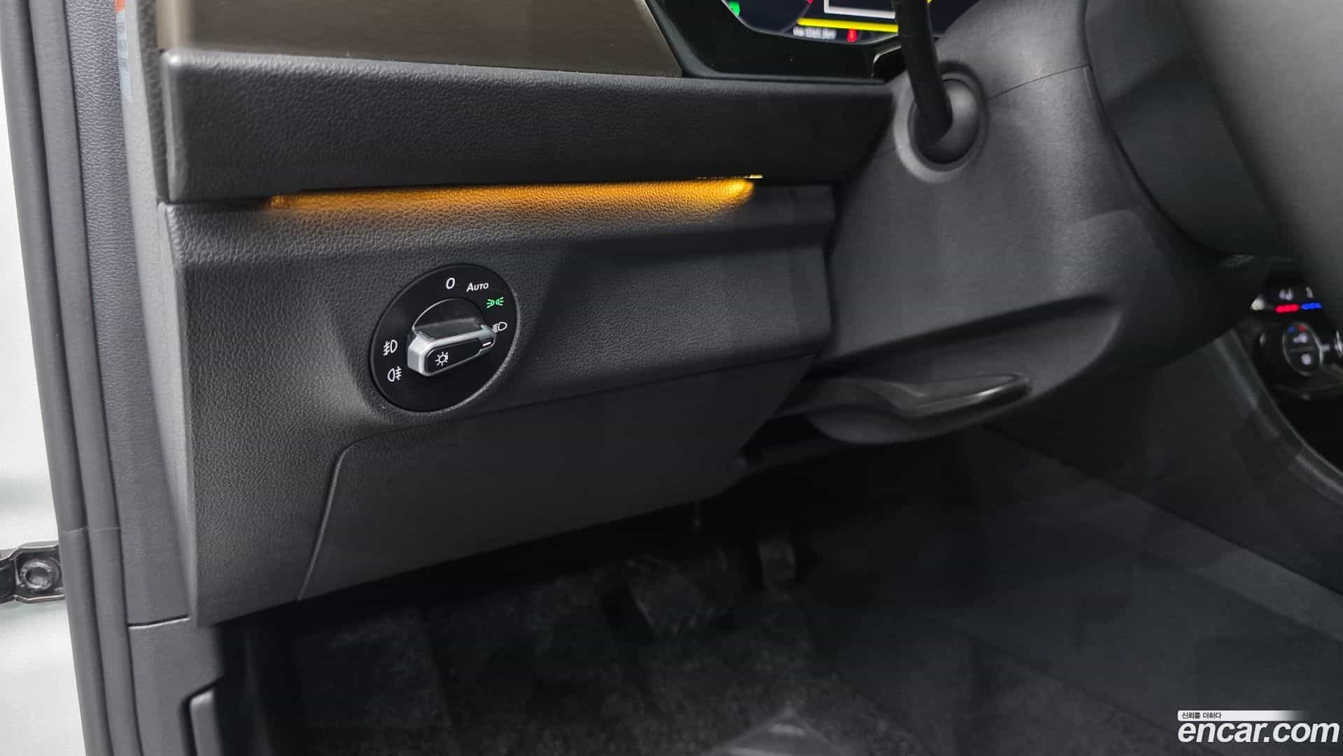 Jetta Volkswagen 2021.11-OPTION-016