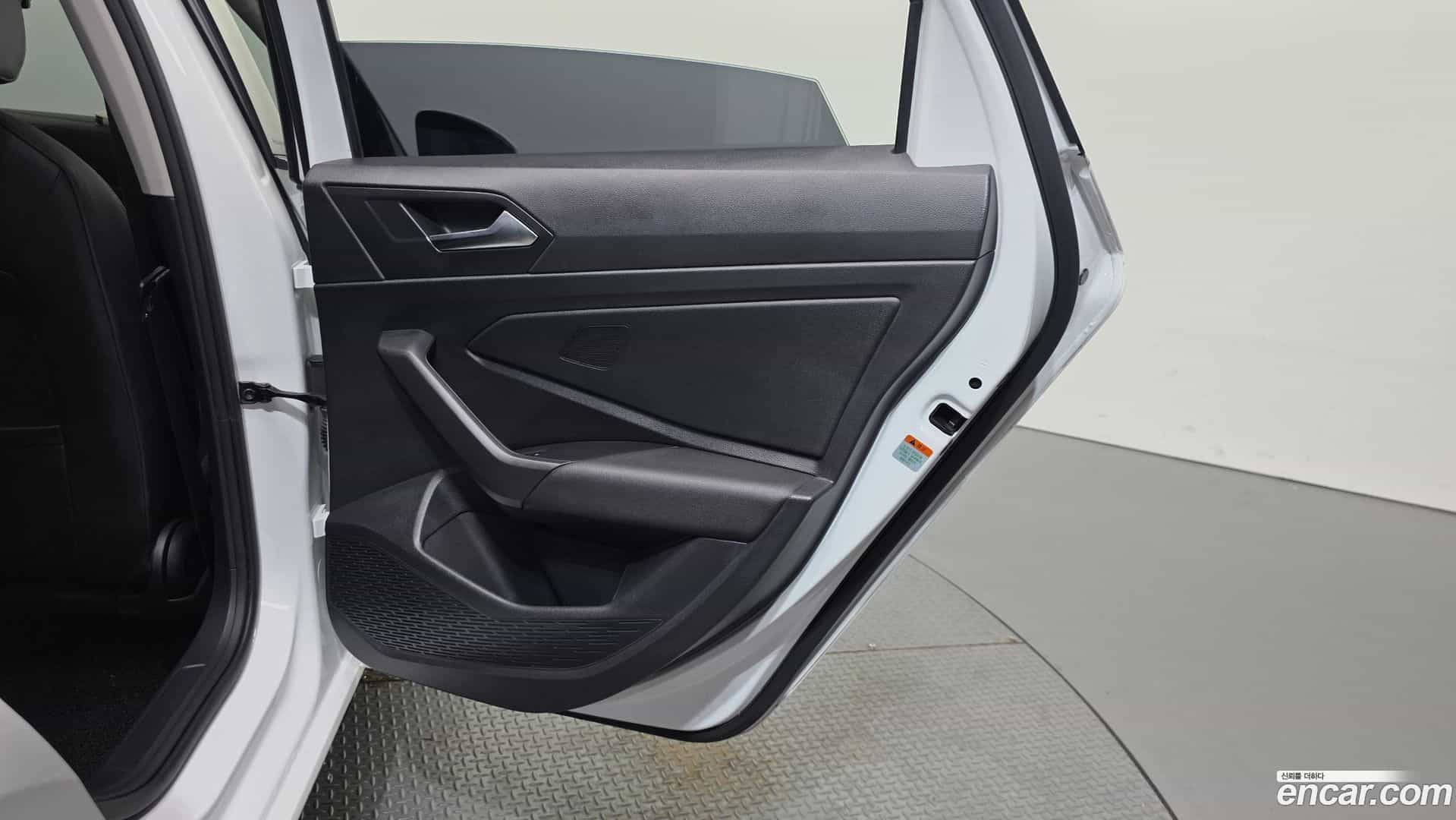 Jetta Volkswagen 2021.11-INNER-035