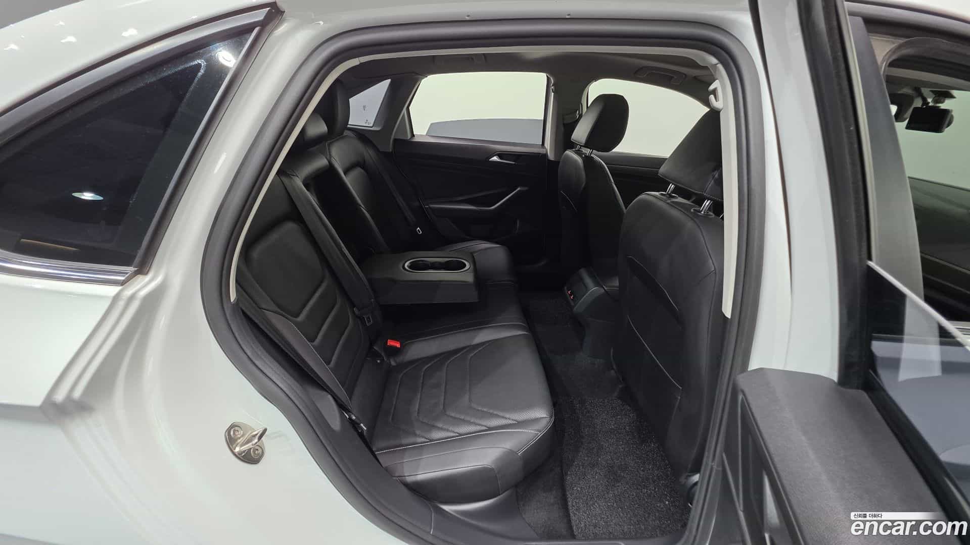Jetta Volkswagen 2021.11-INNER-036