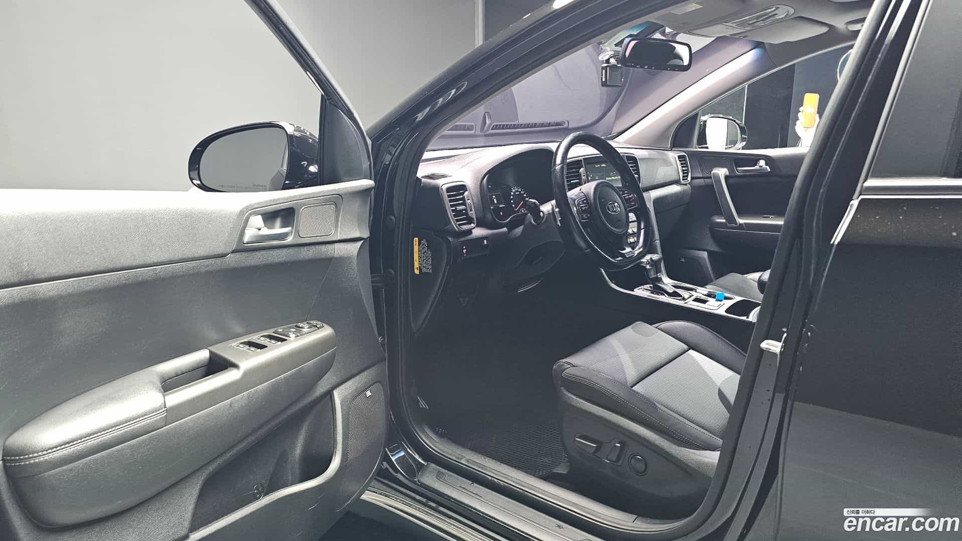 Sportage Kia 2016.0-INNER-010