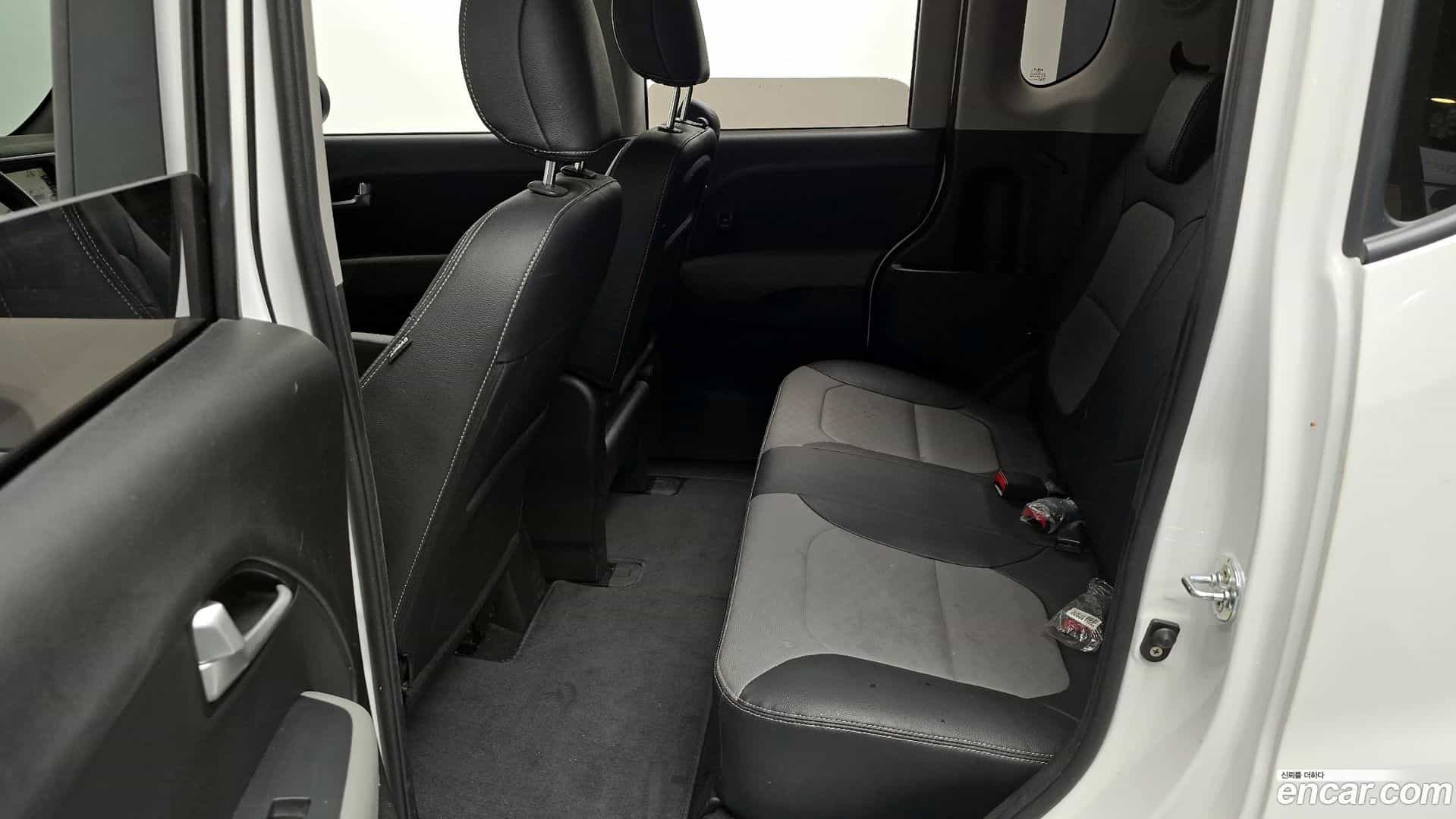 RAY Kia 2021.11-INNER-036