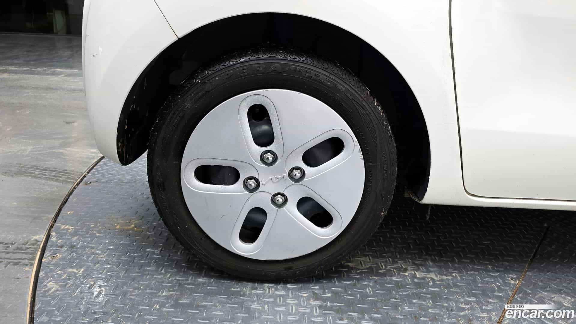 RAY Kia 2021.11-OPTION-043