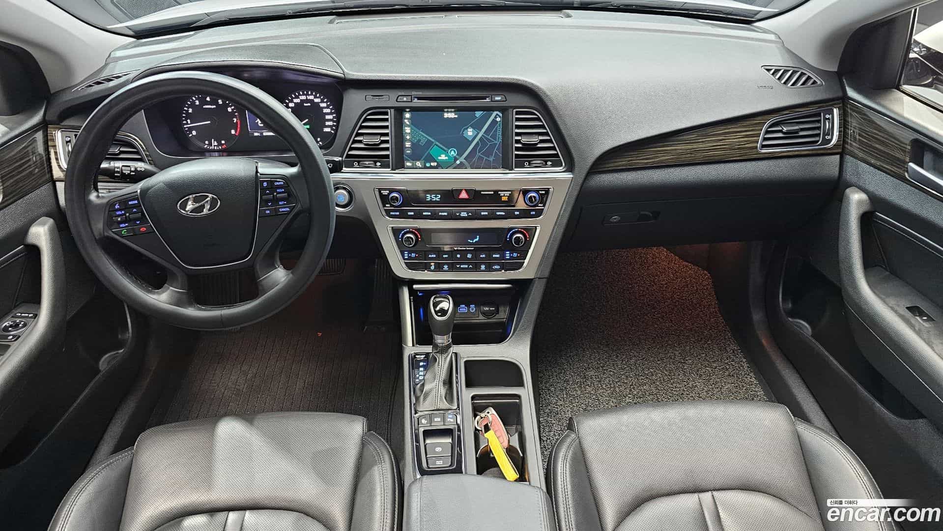 Sonata Hyundai 2017.2-INNER-007