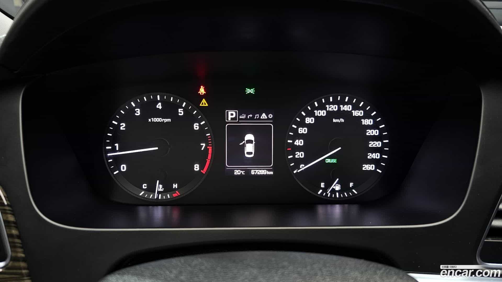 Sonata Hyundai 2017.2-INNER-008