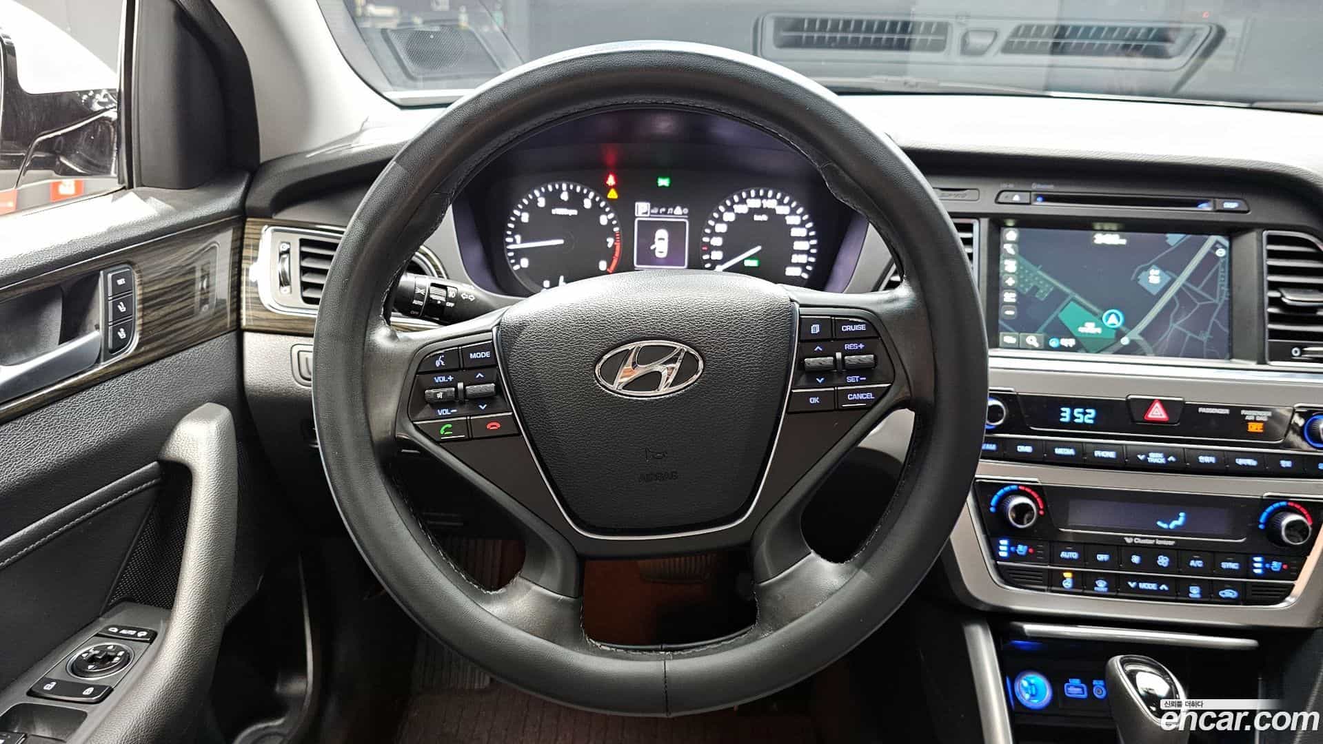 Sonata Hyundai 2017.2-OPTION-017