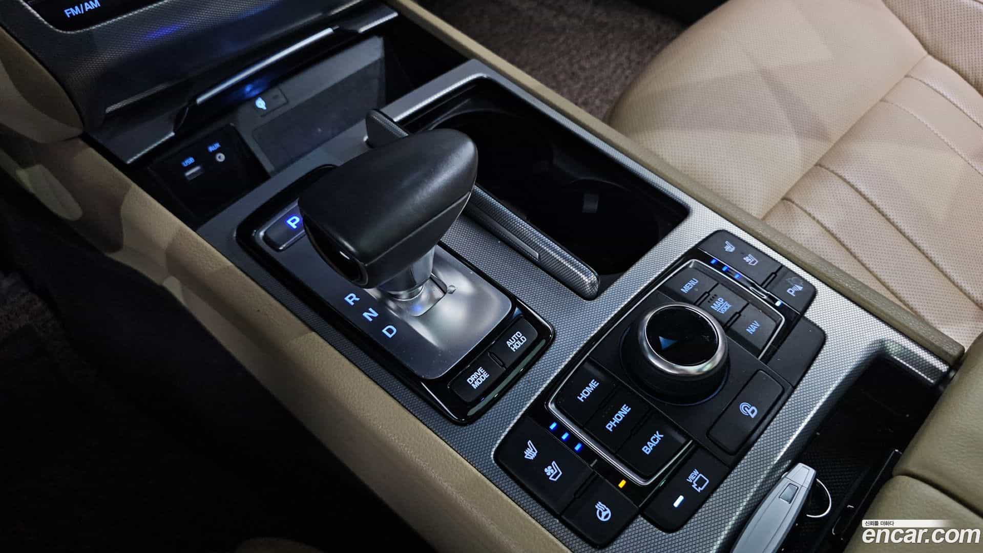 G80 Genesis 2017.1-INNER-009