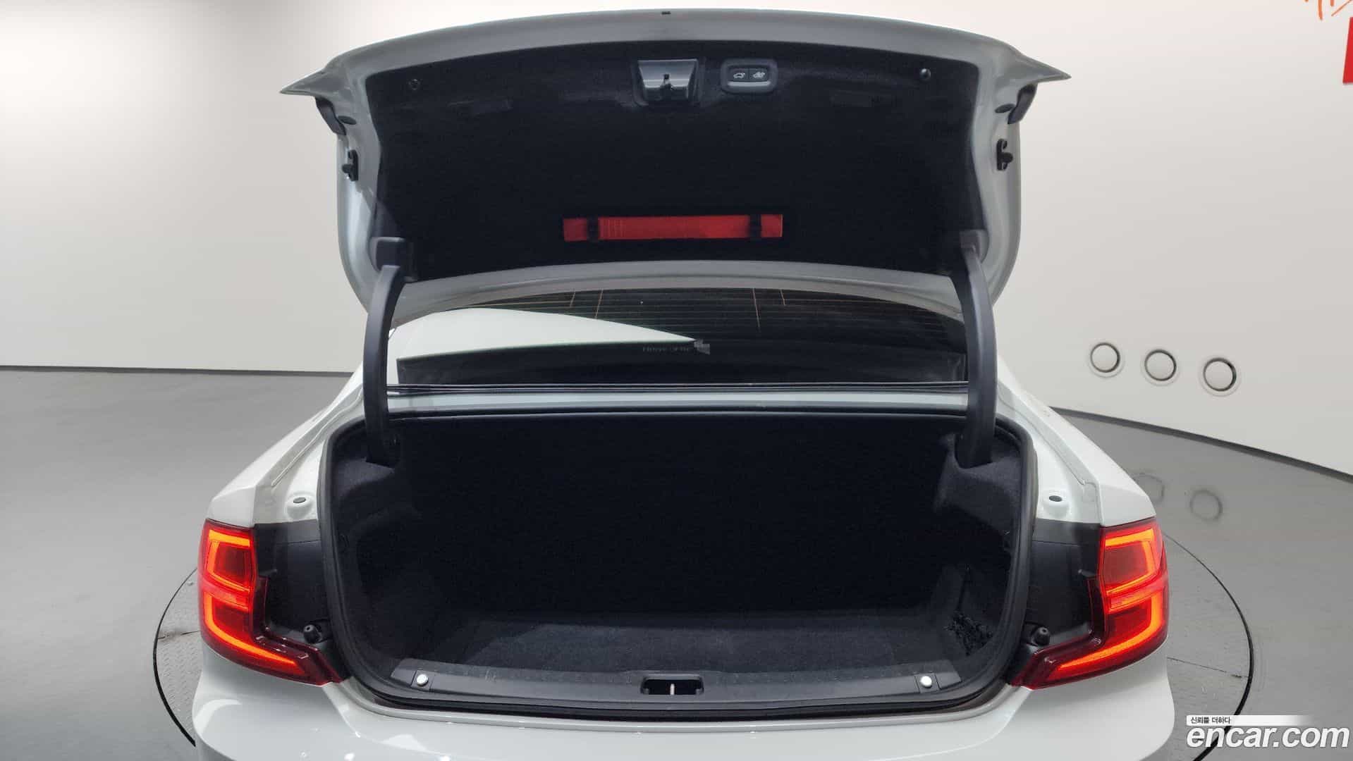 S90 Volvo 2019.6-OPTION-024