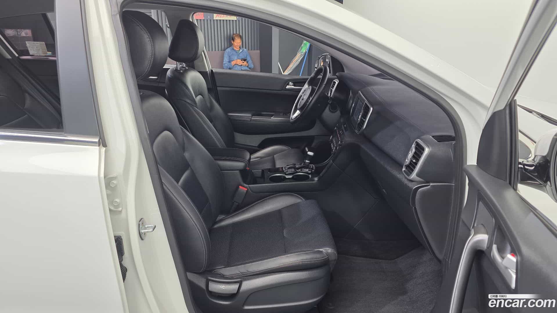 Sportage Kia 2016.9-OPTION-015