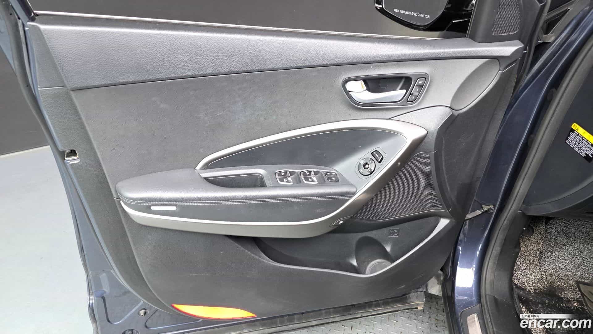Santafe Hyundai 2016.11-INNER-034