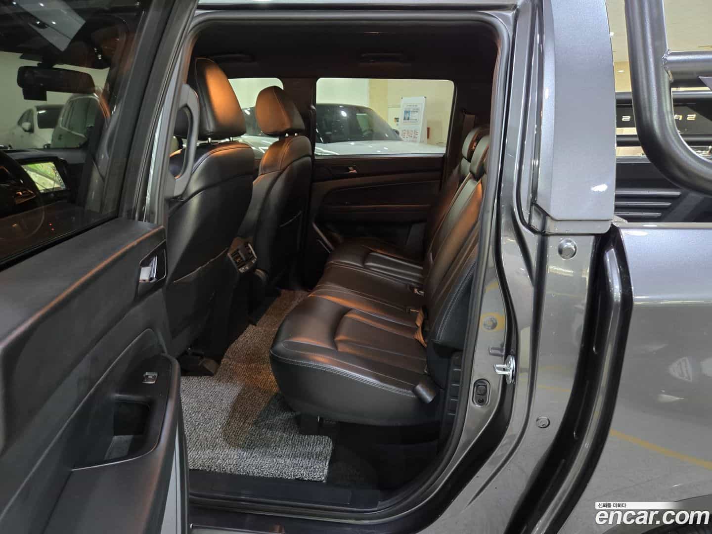 Rexton KG Mobility 2020.4-INNER-007