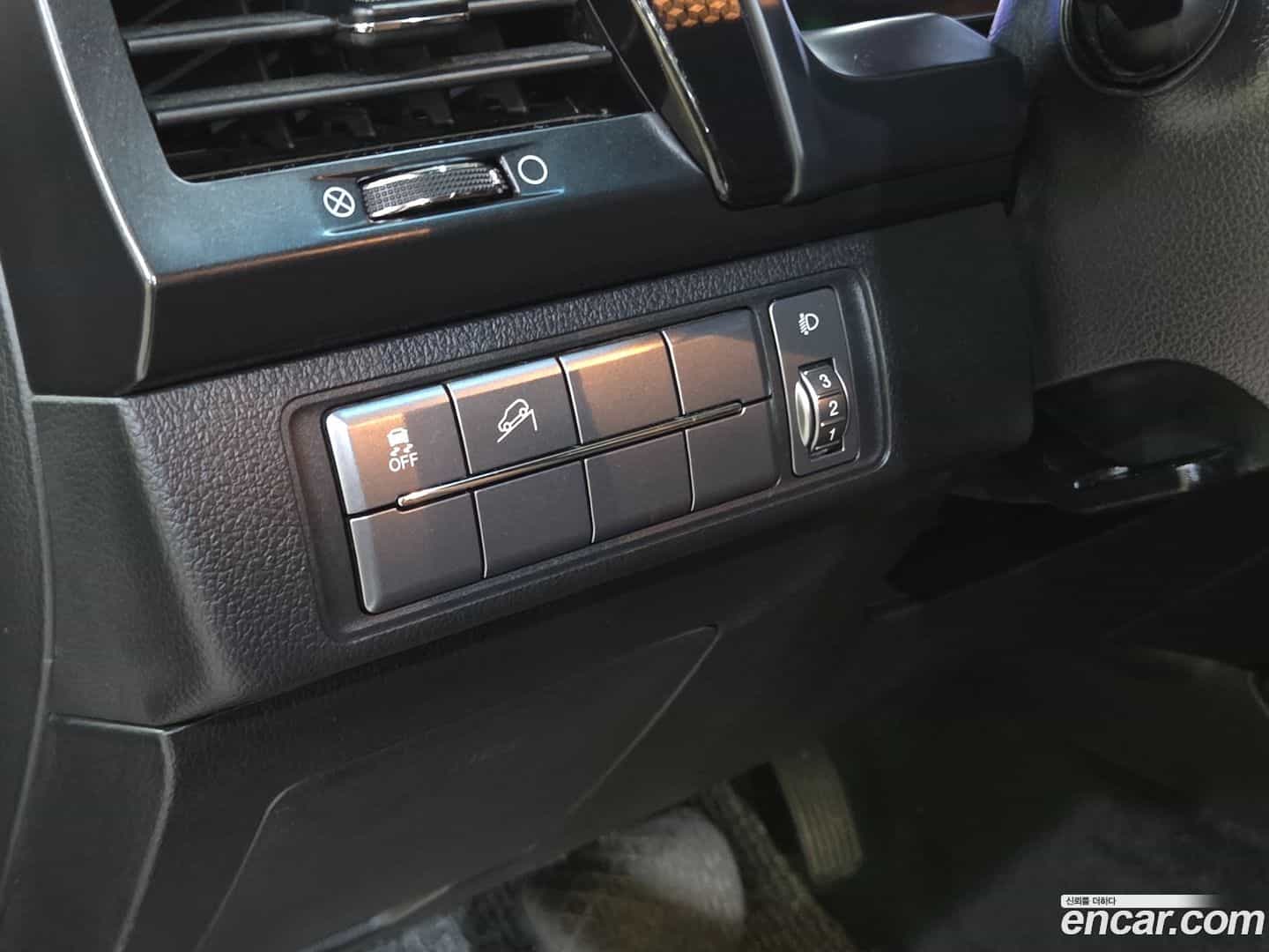 Rexton KG Mobility 2020.4-OPTION-018