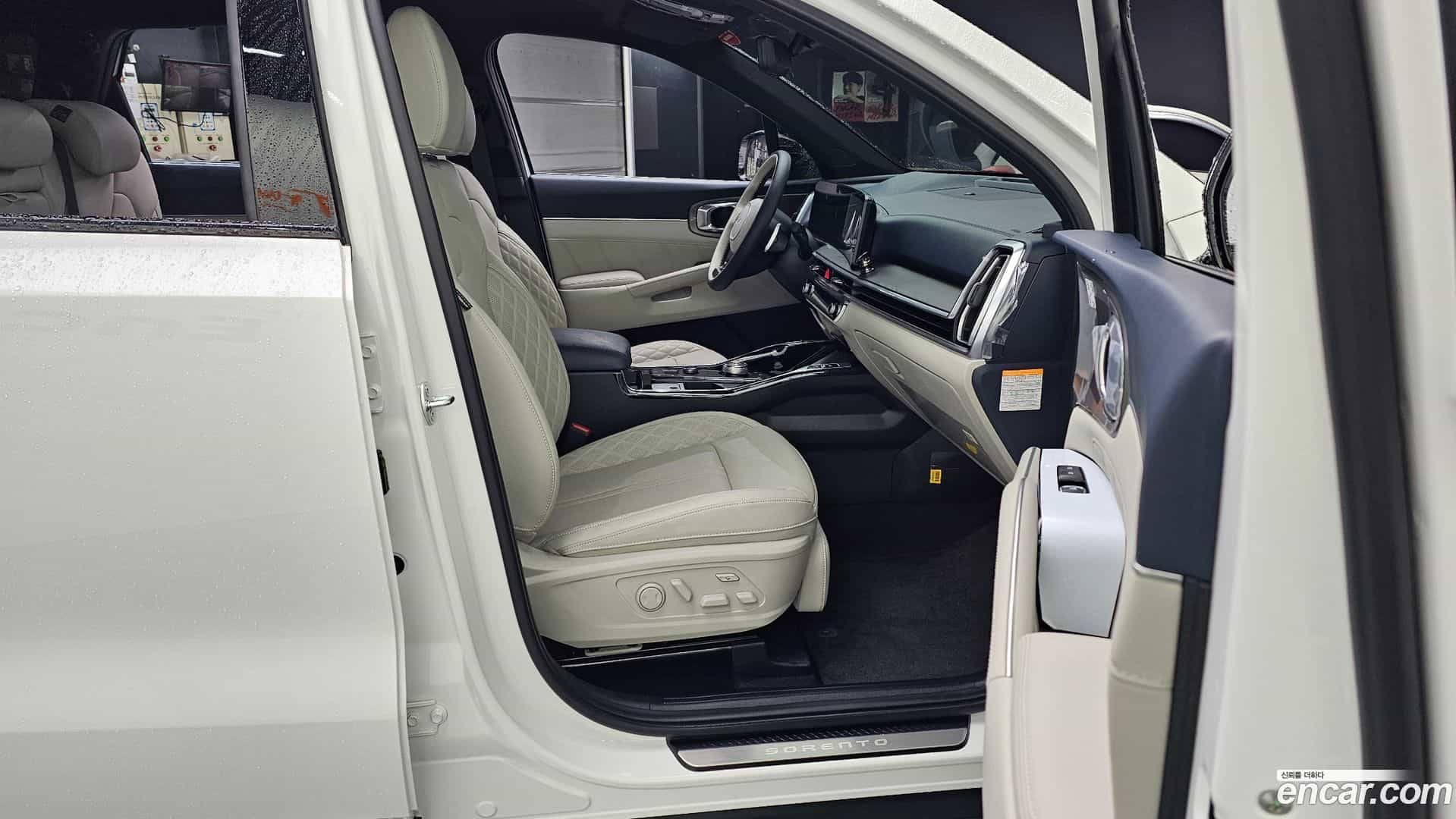 Sorento Kia 2024.4-OPTION-015